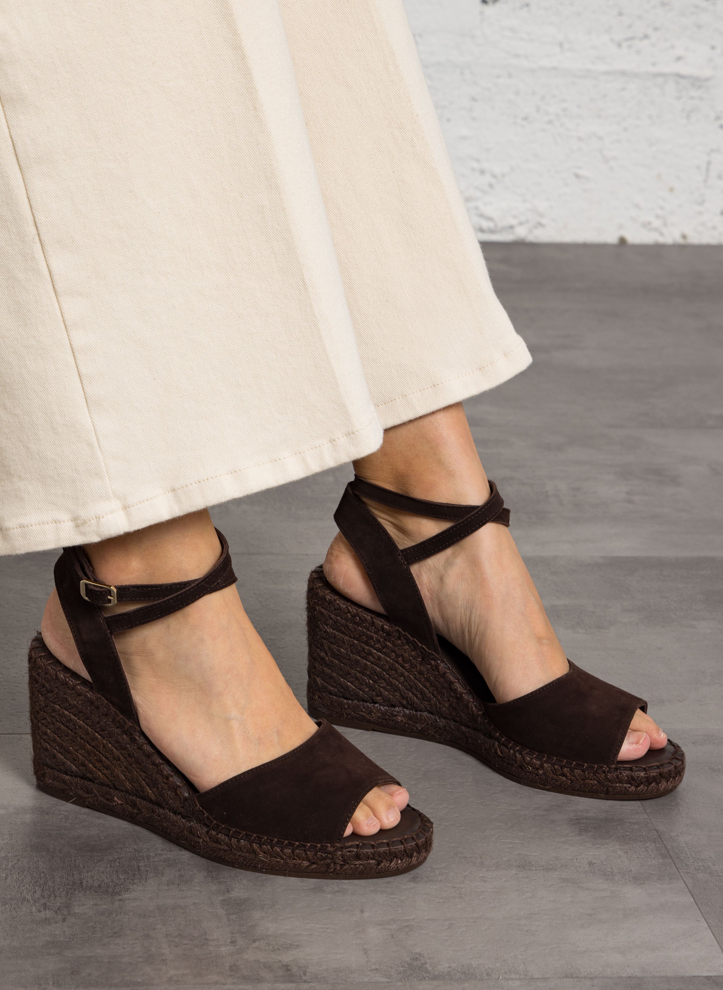 Sandales compensées en cuir velours MELLOW YELLOW Marron