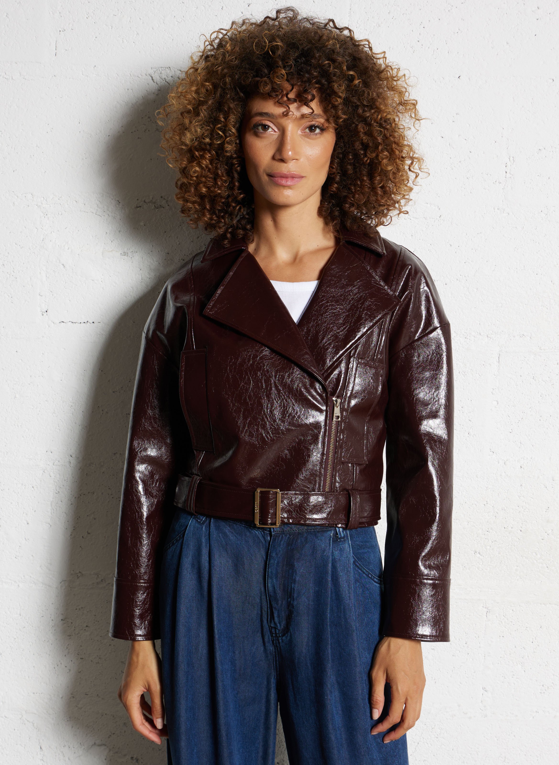 Short patent leather effect jacket LIU JO Plums