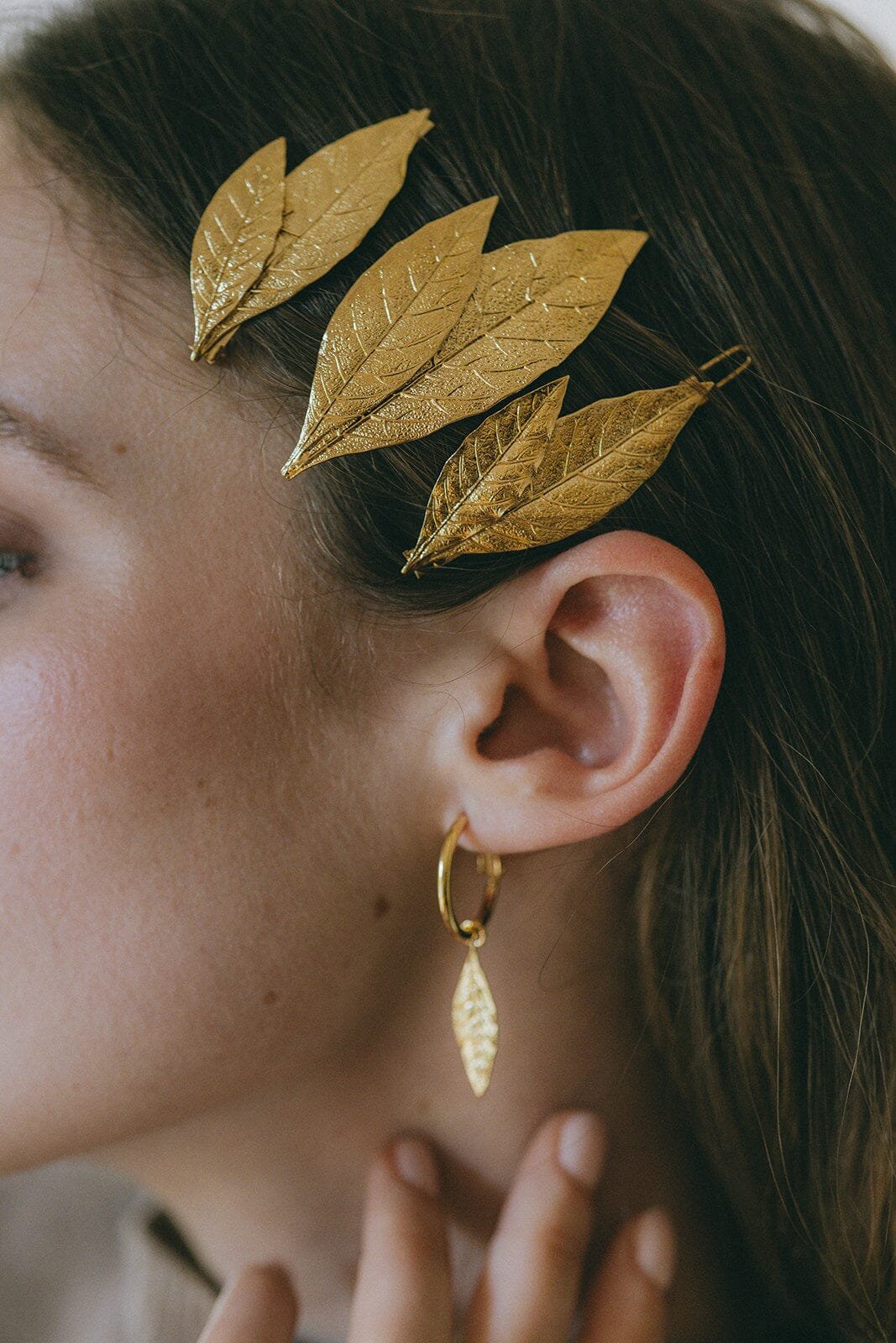 Maxi gold-plated leaf hair clip MONSIEUR SIMONE Golden