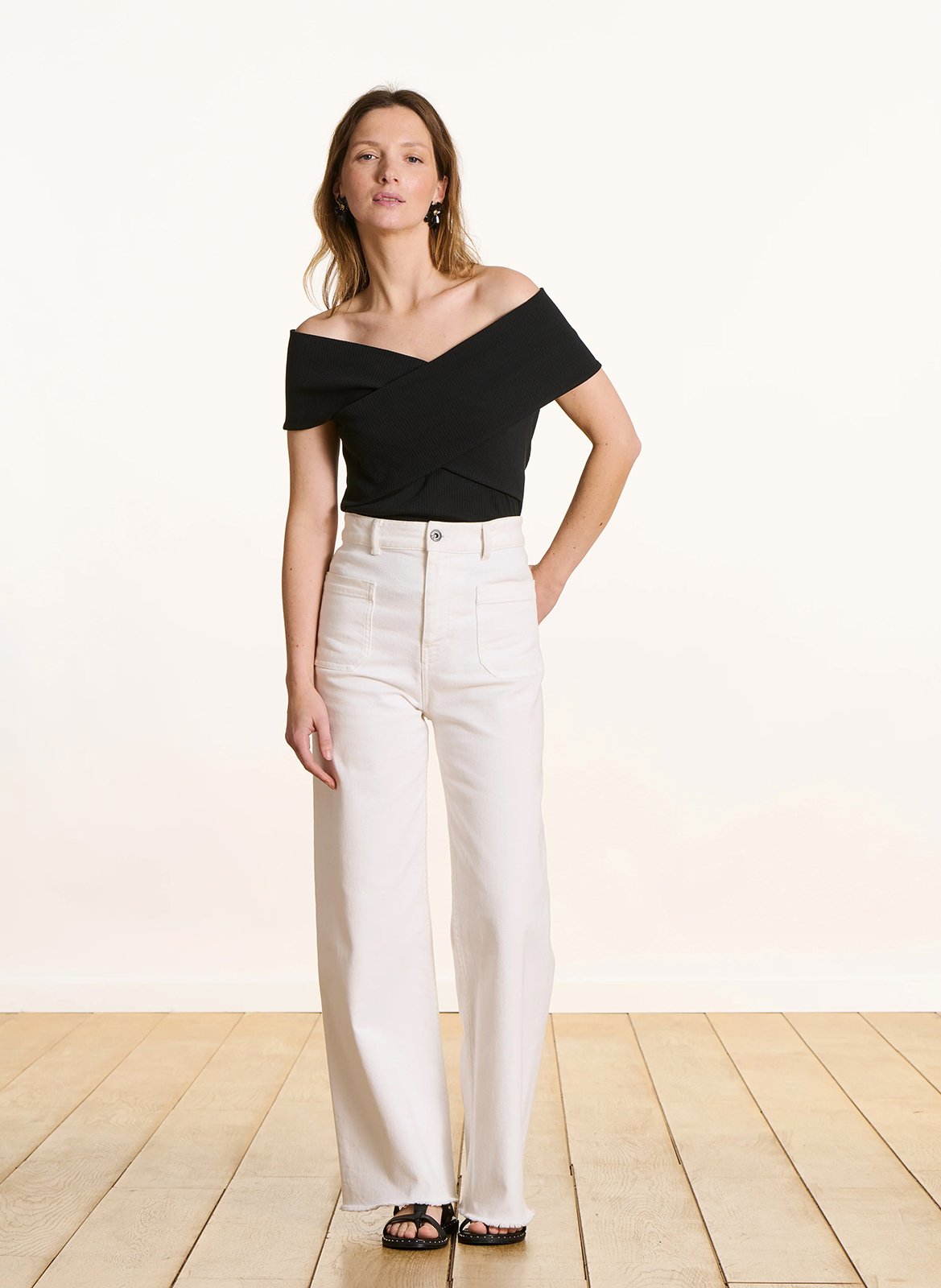 Aansluitend T-shirt van biologisch katoenmix LA FEE MARABOUTEE Zwart