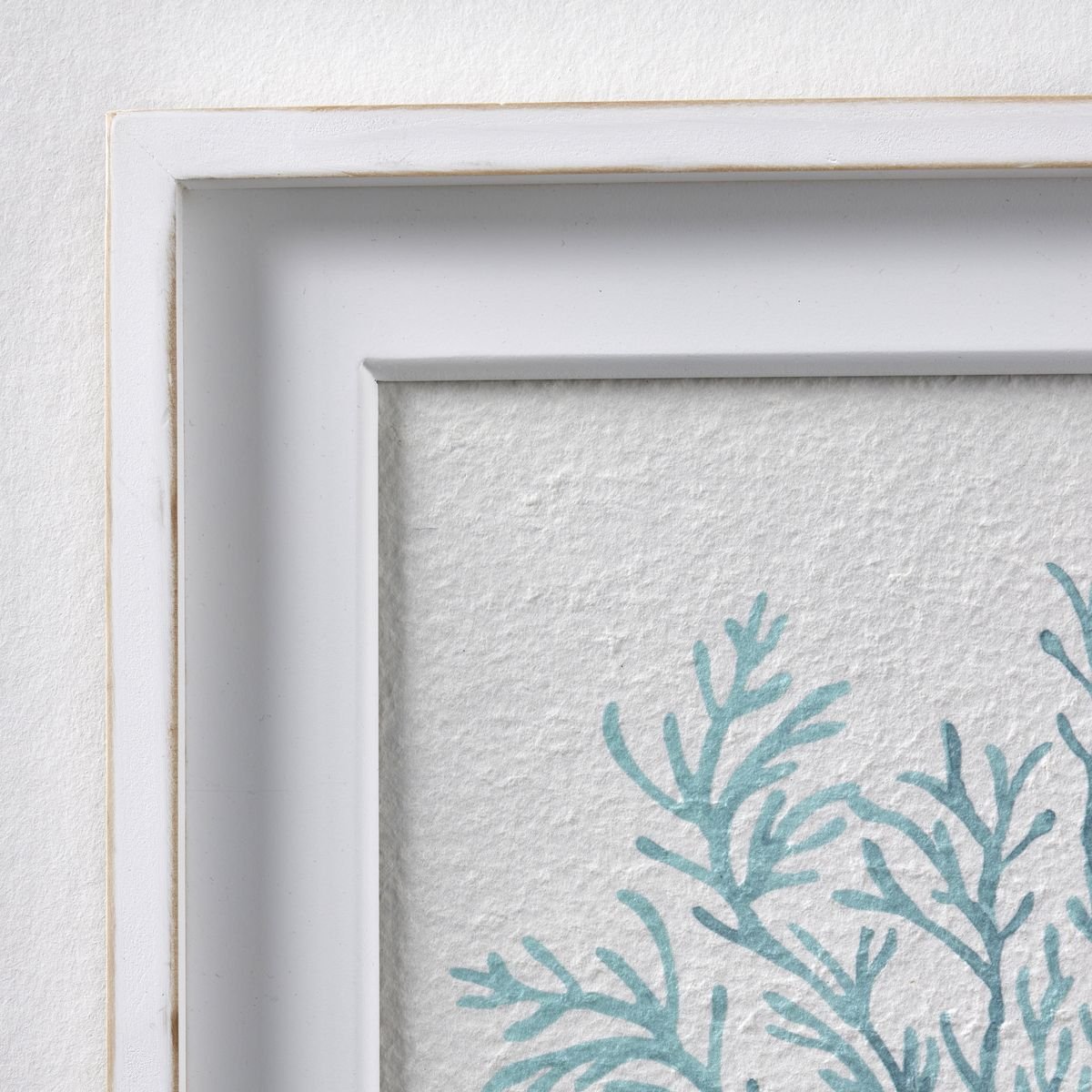 Frame with coral poster in MDF FACTORY White