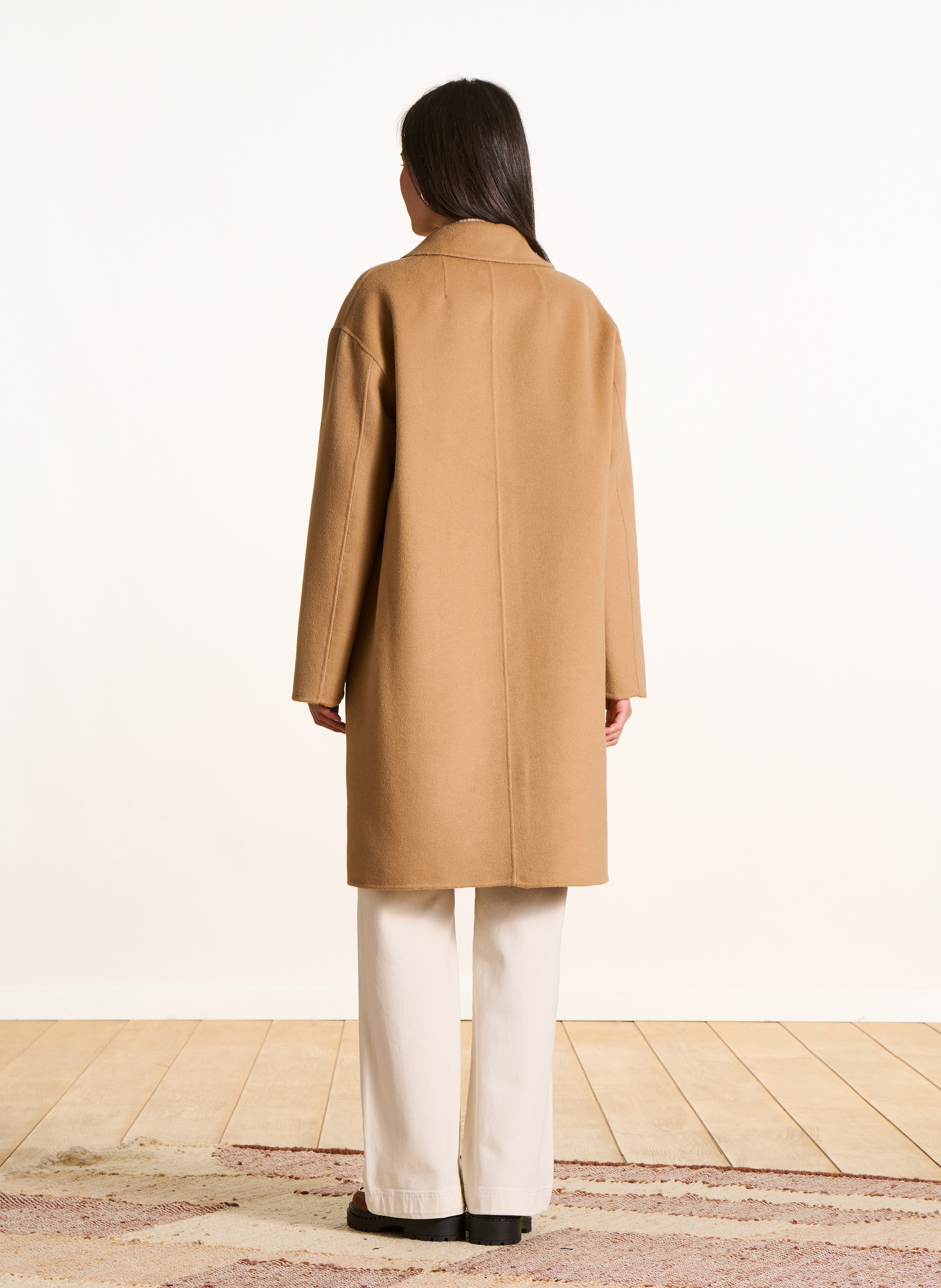 Einfarbiger gerader Mantel mit Taschen aus Wollmischung LA FEE MARABOUTEE Braun