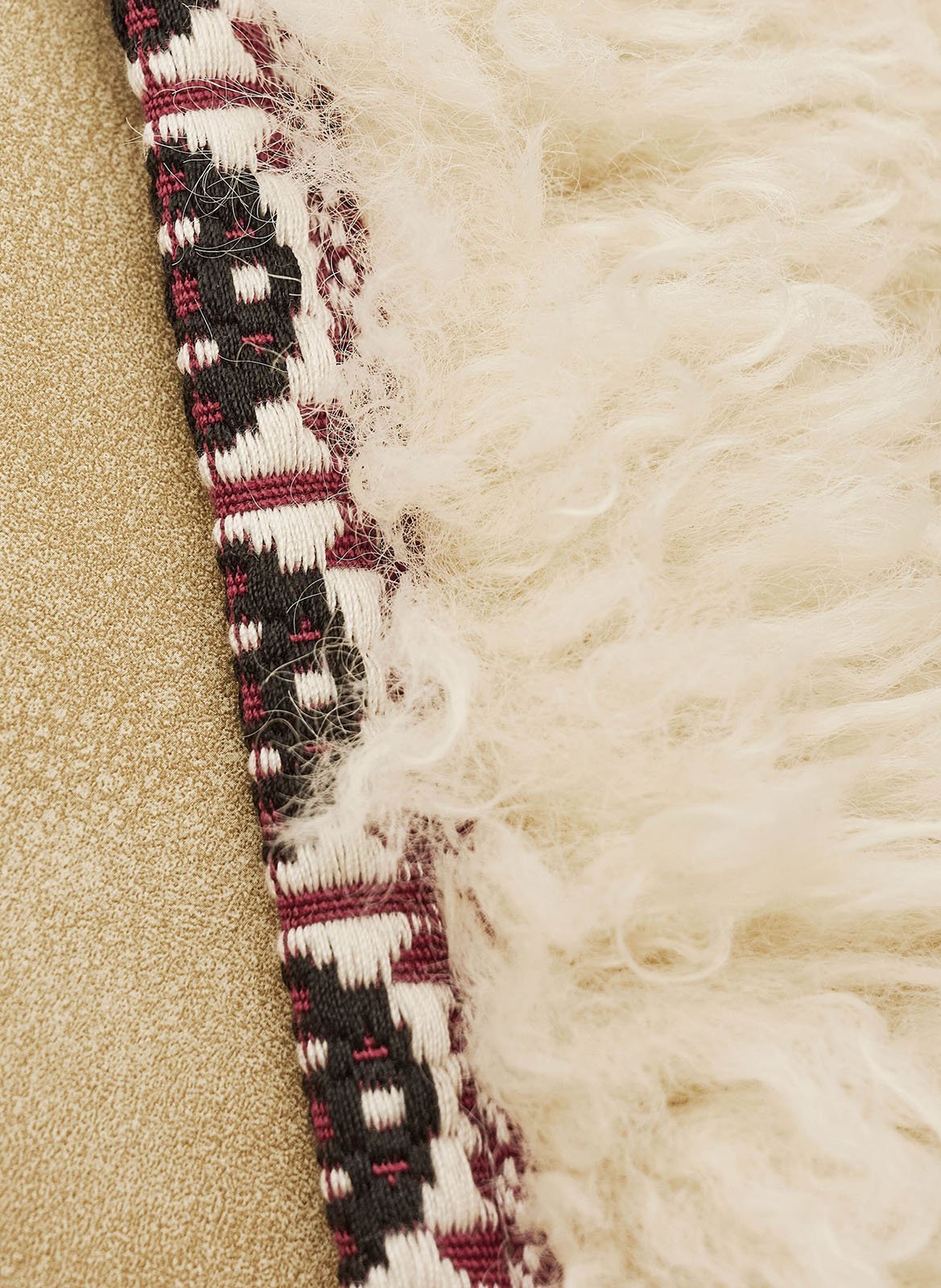 Korte jas van gekruld nepbont BA&SH Beige