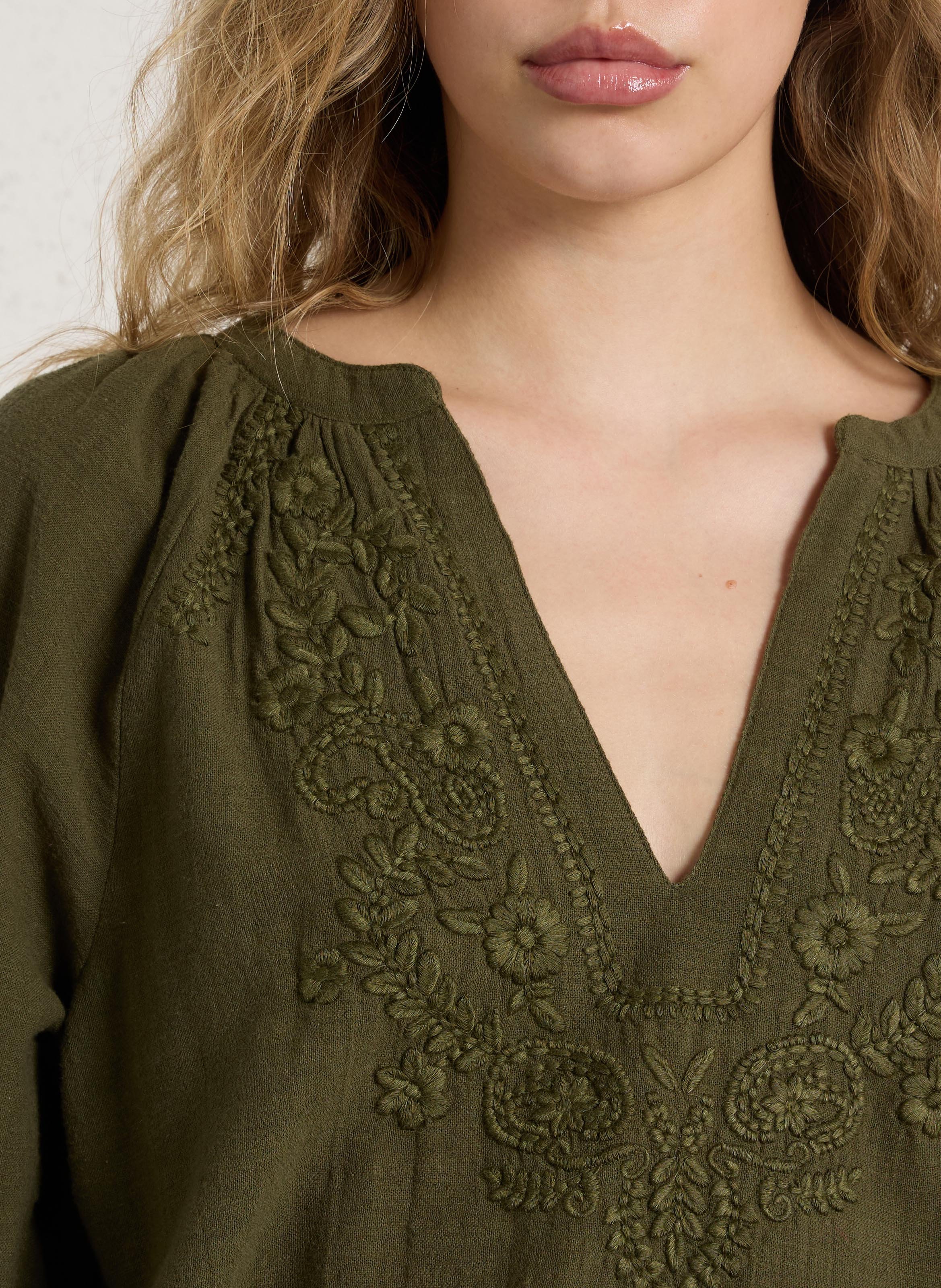 Straight-cut cotton blouse with V-neck MAISON 123 Green