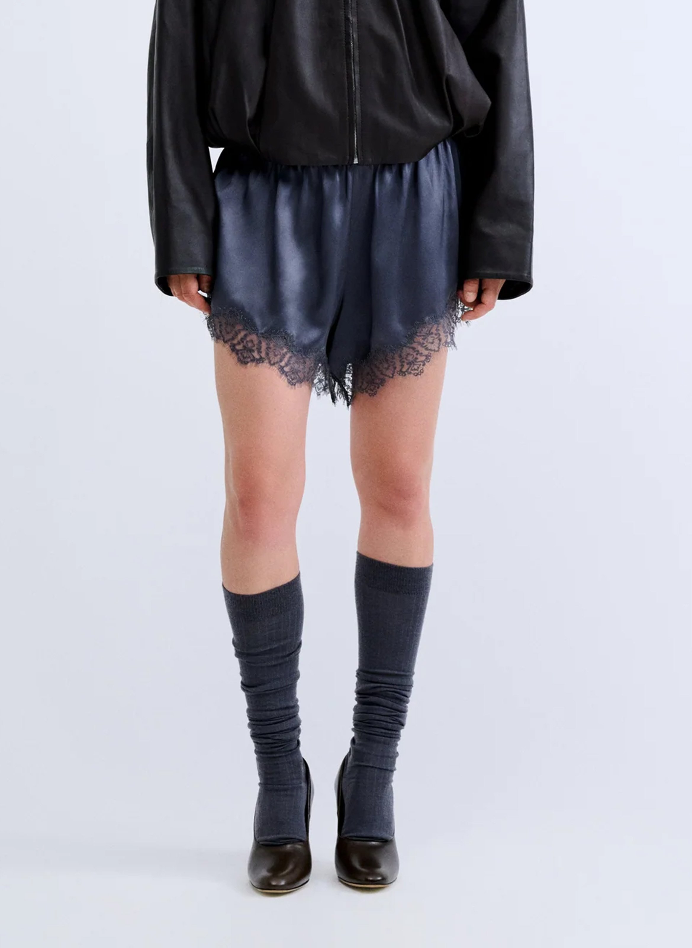 Shorts aus Seide LOVE STORIES Grau