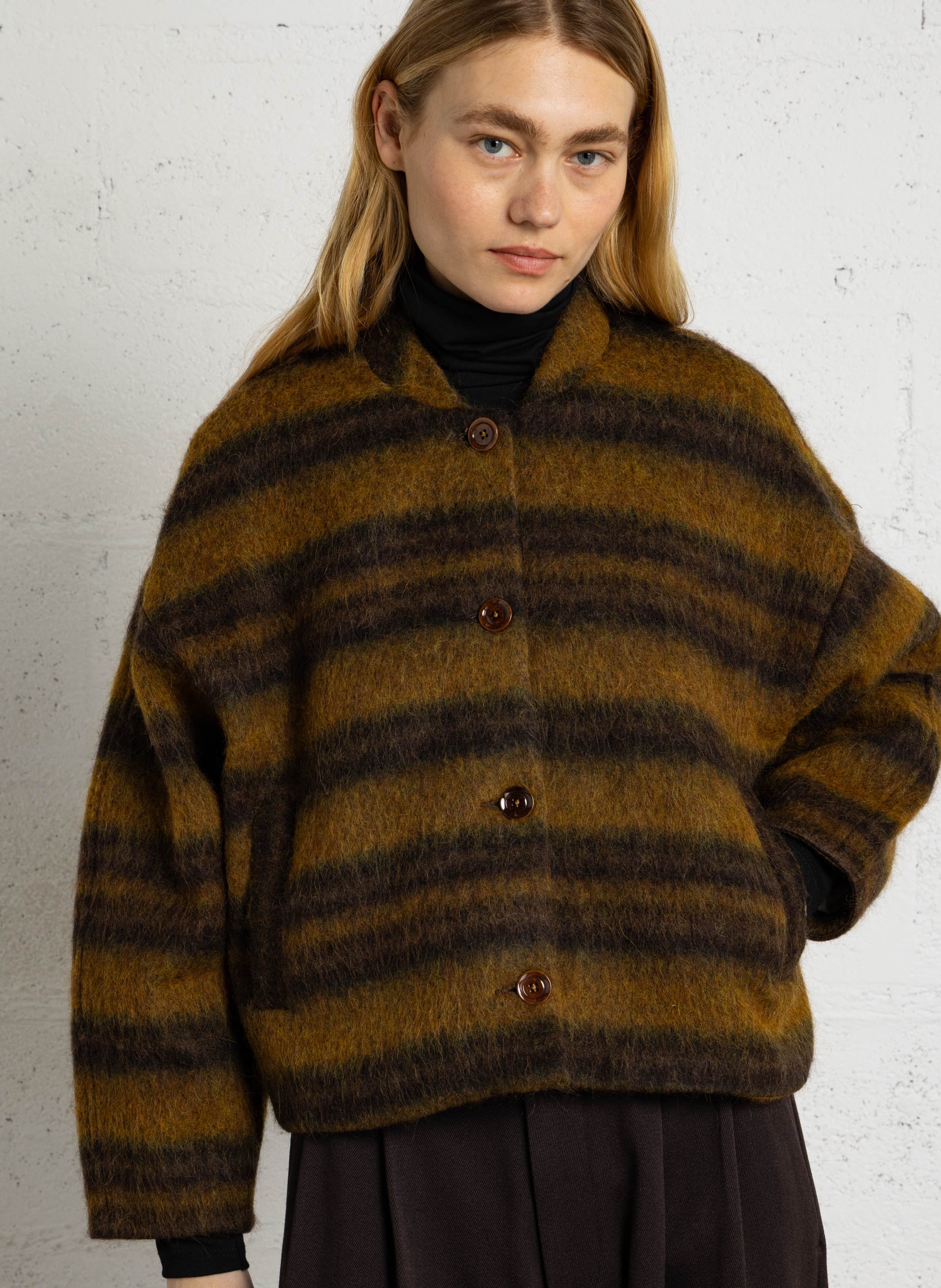 Kurze Teddyjacke TINSELS