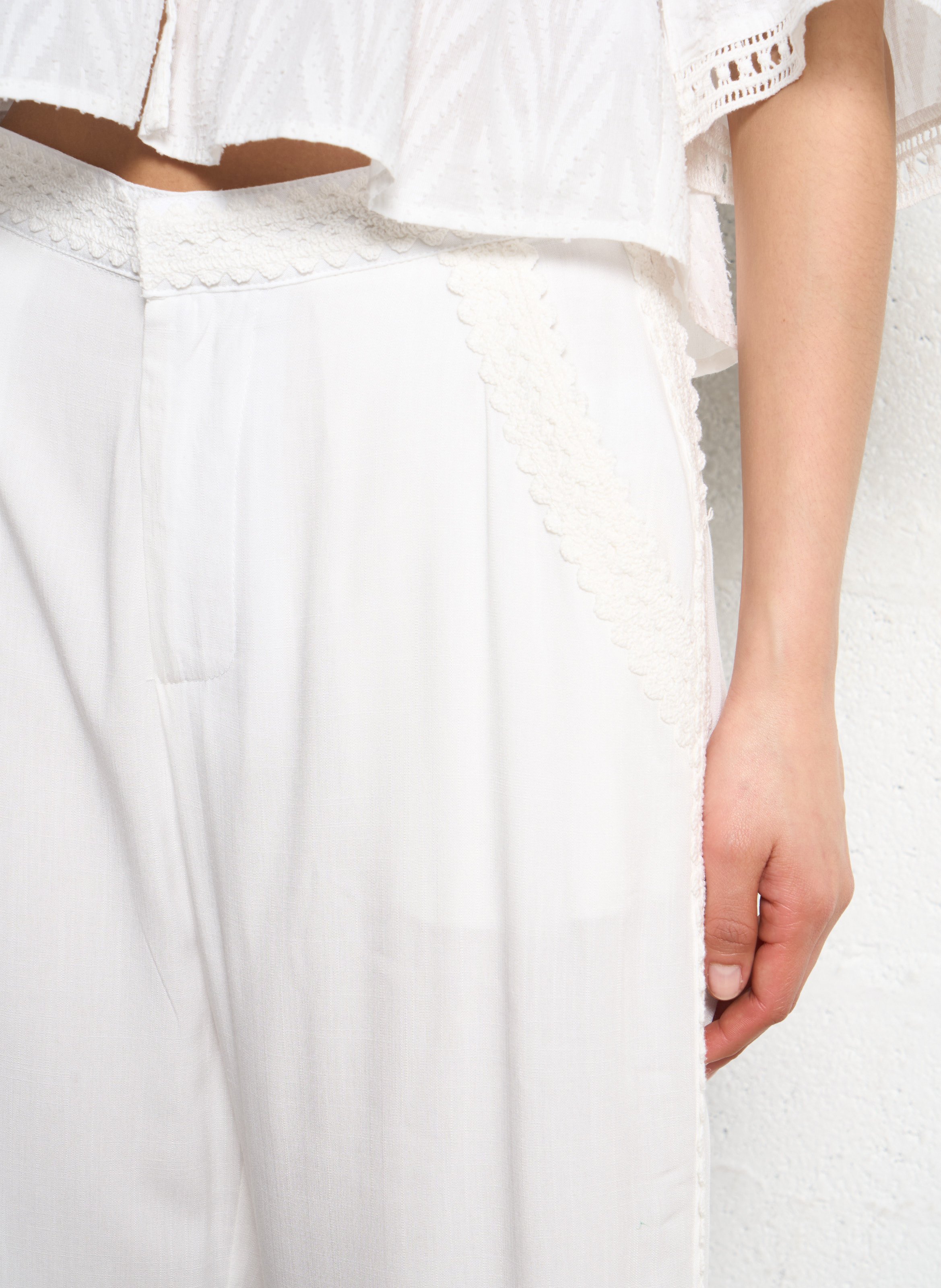 Wide trousers LA PETITE ETOILE White