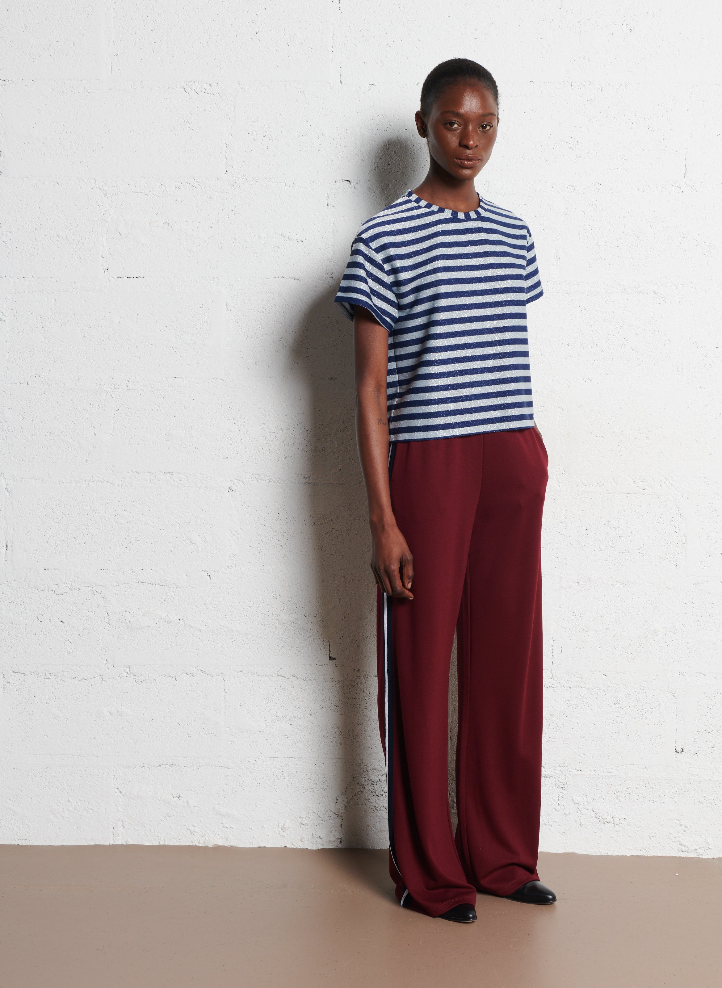 Oversized Joggers I CODE Red