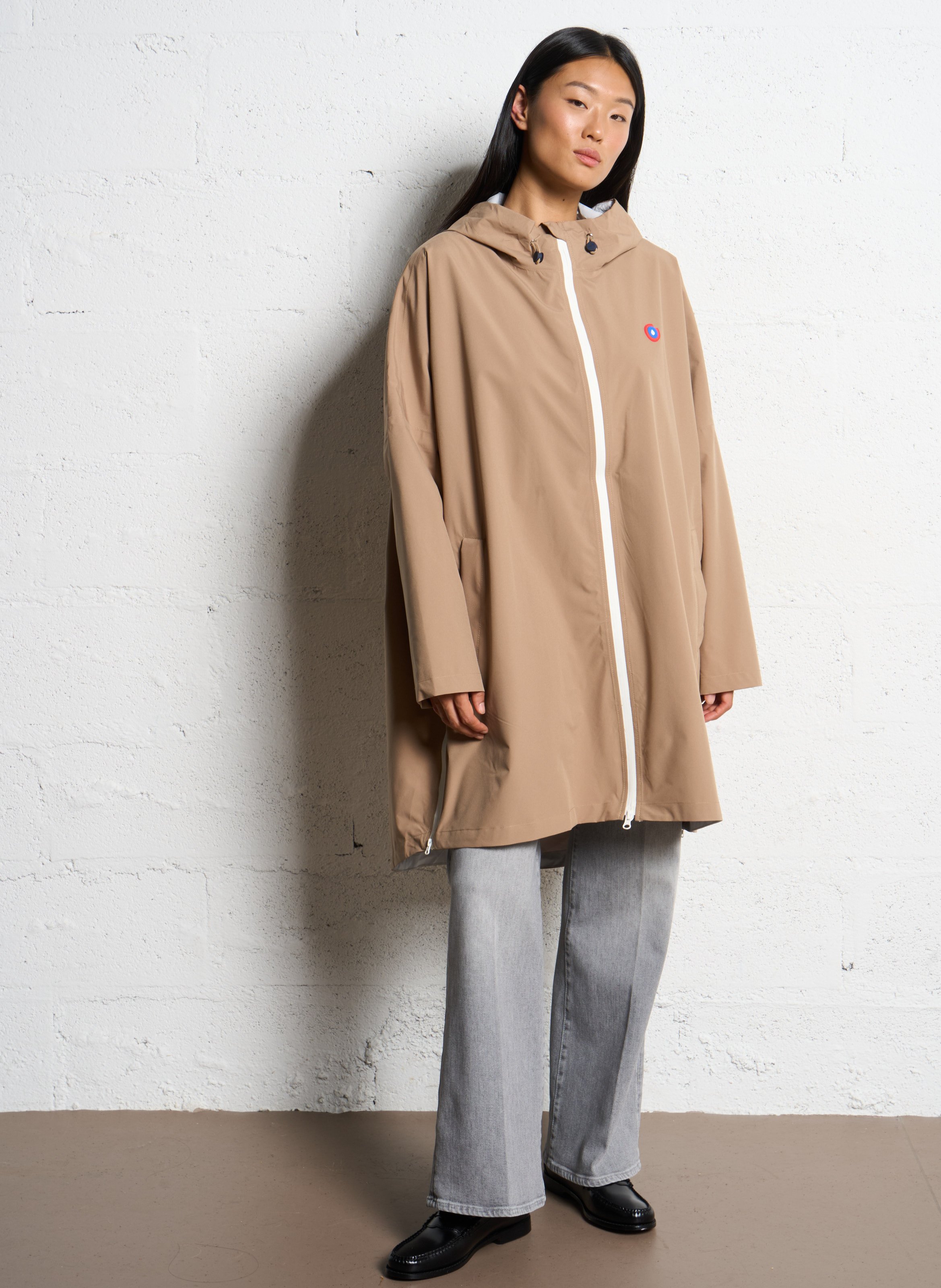 Loose-fit raincoat with hood FLOTTE Beige