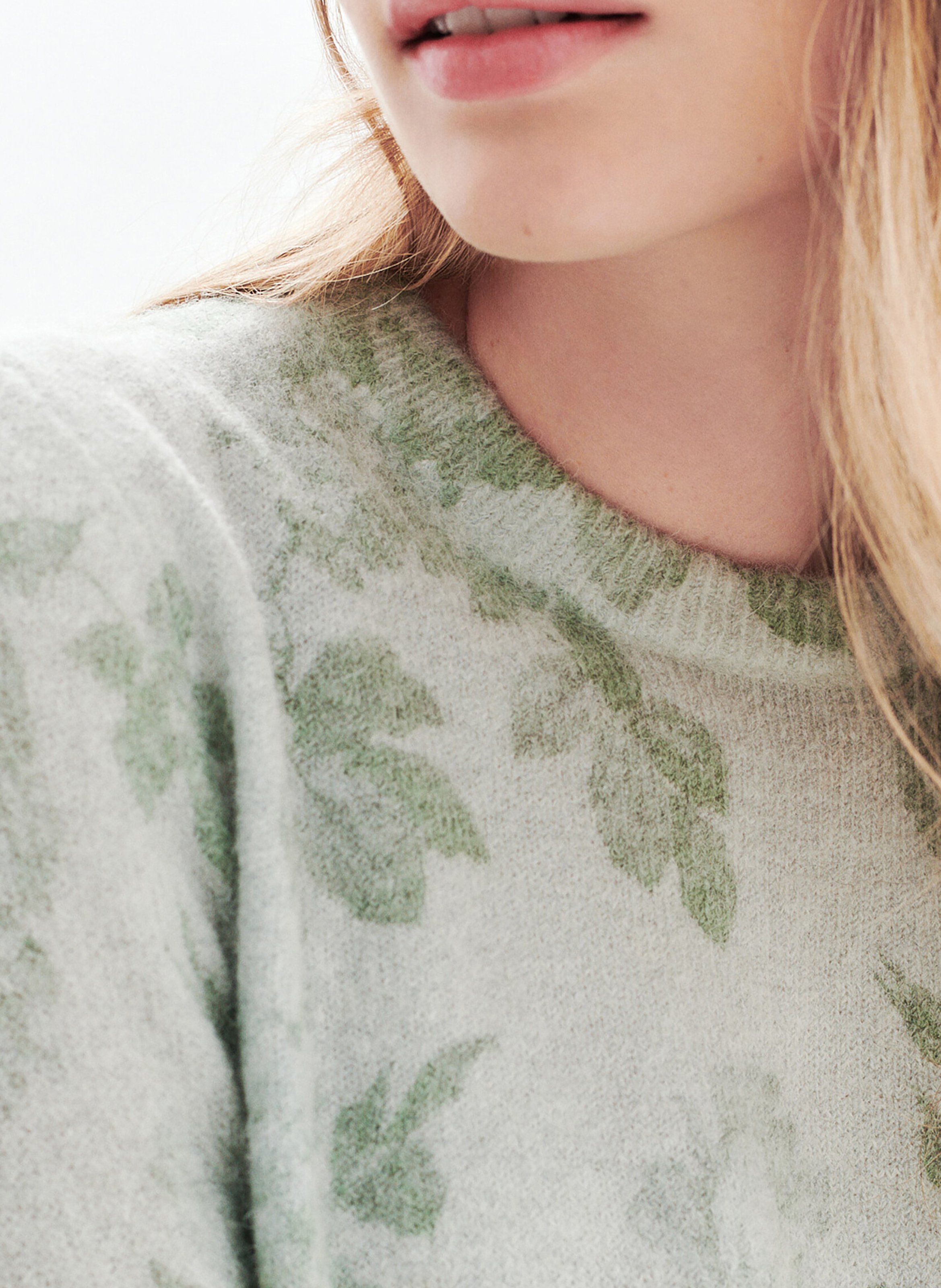 Straight round neck printed sweater CAROLL Green