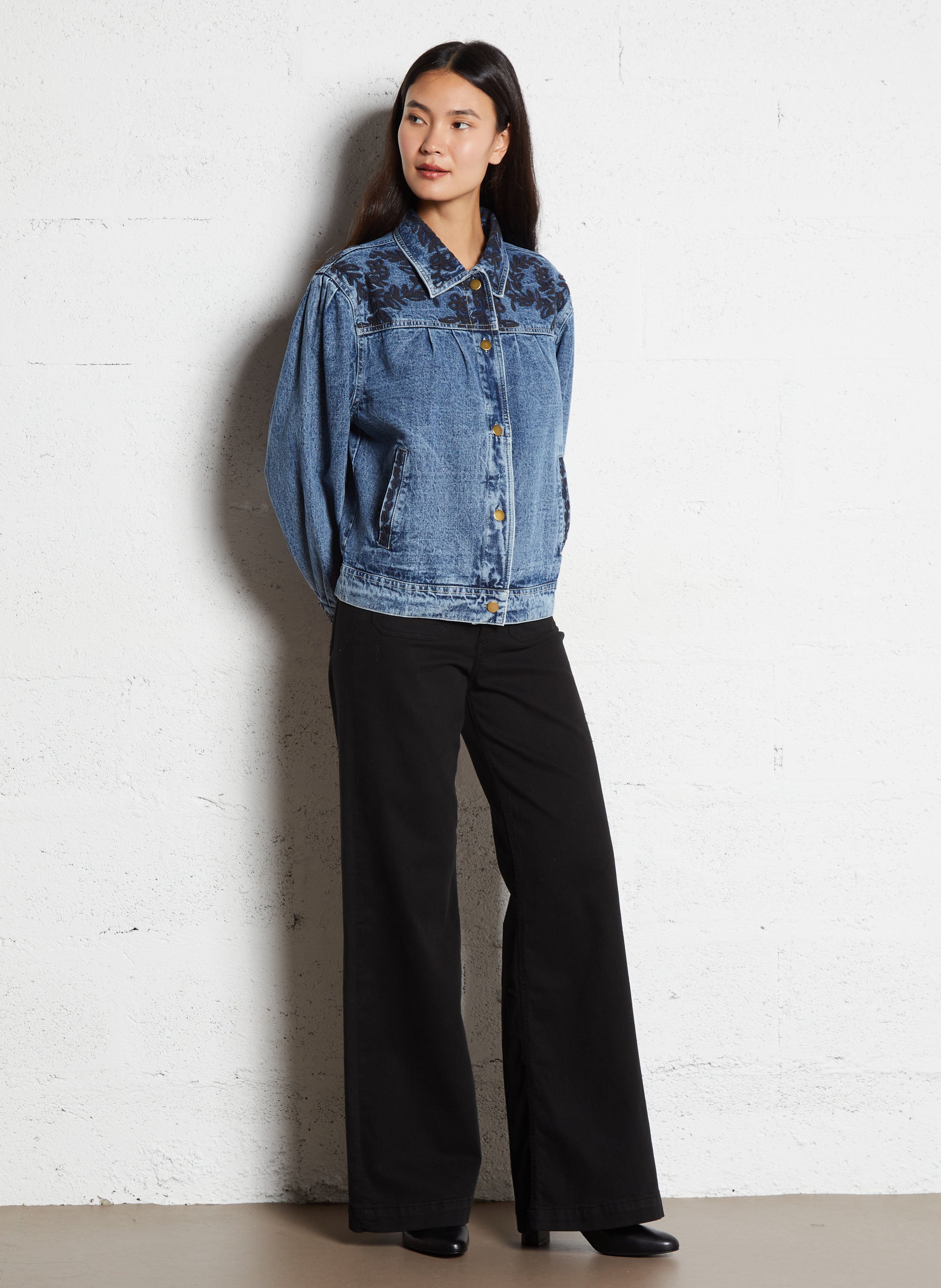 Jacket with classic cotton denim collar MAISON HOTEL Blue