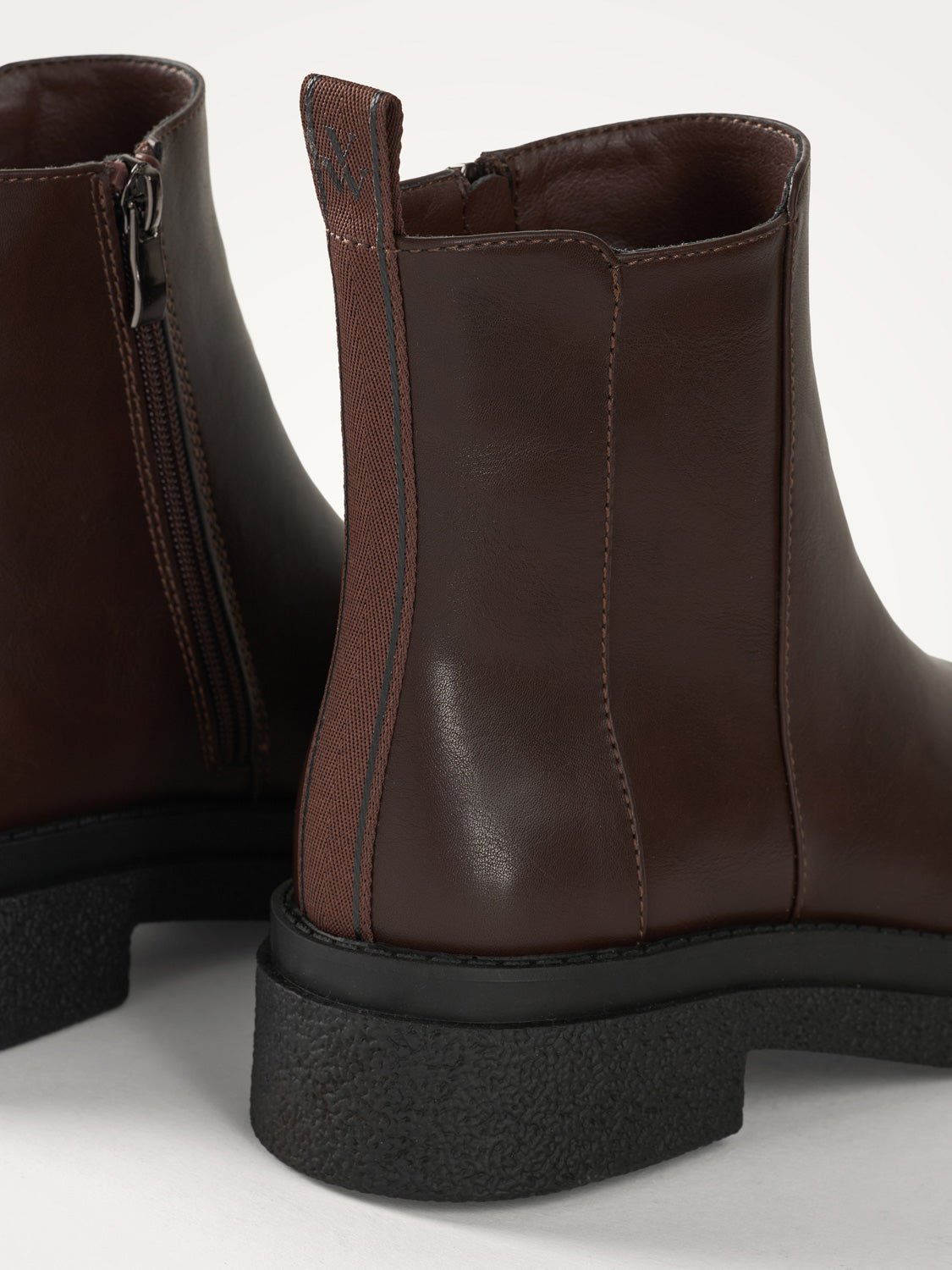 High-top ankle boots VANESSA WU Brown