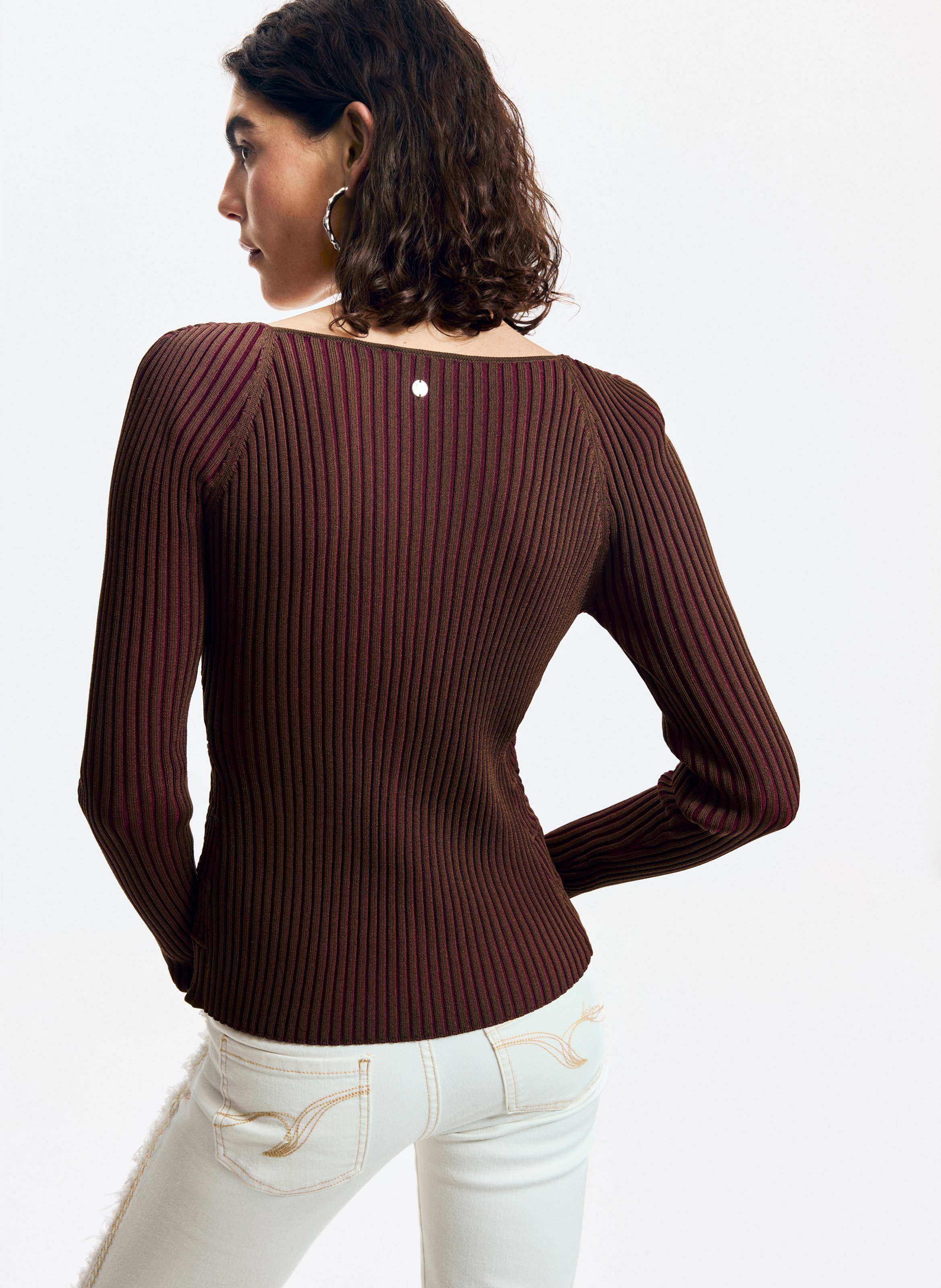 Pull fin à boutons en maille côtelée DESIGUAL Marron