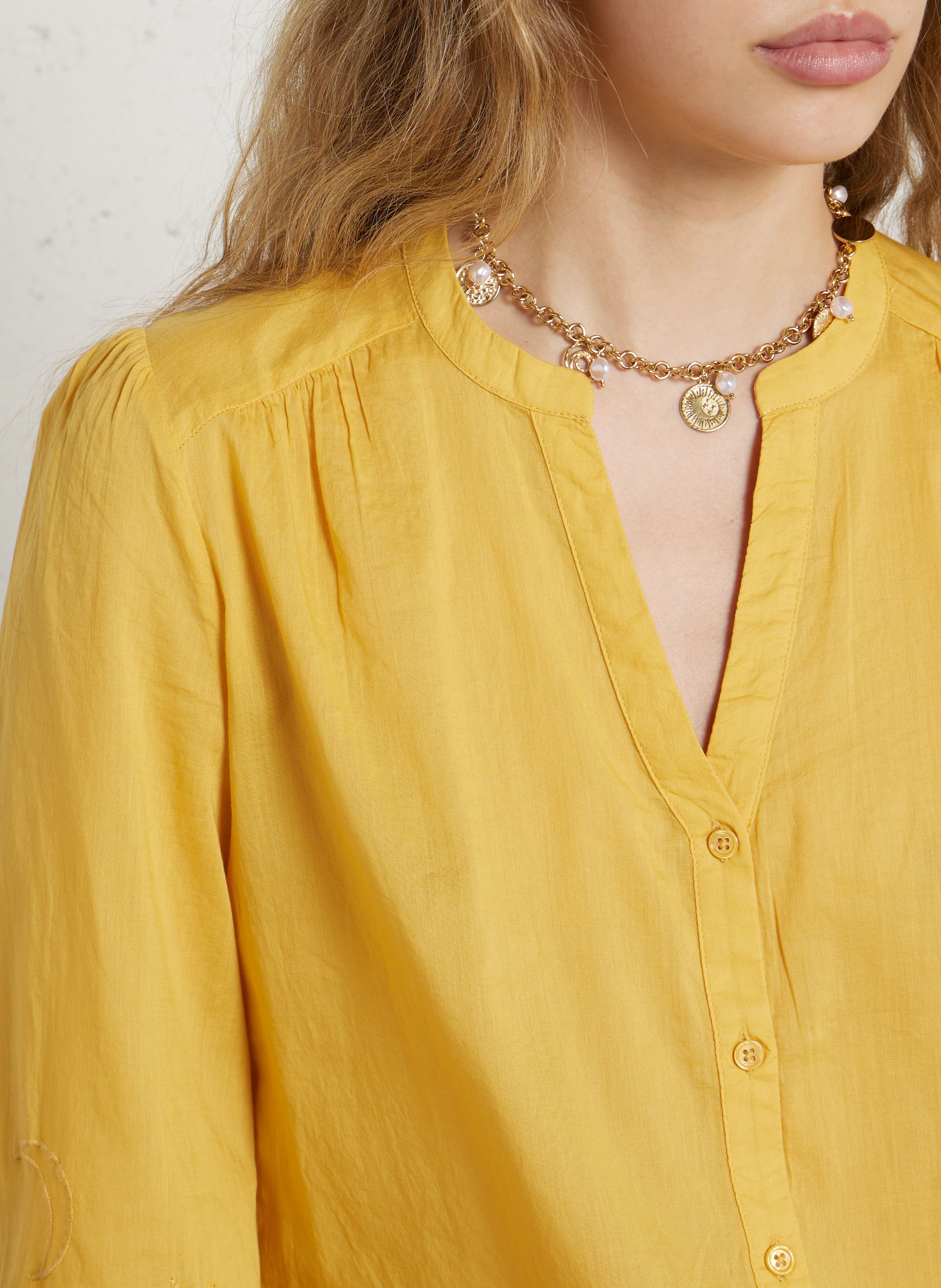 Bluse mit Tunika-Kragen und Baumwollstickereien LA PETITE ETOILE Mehrfarbig