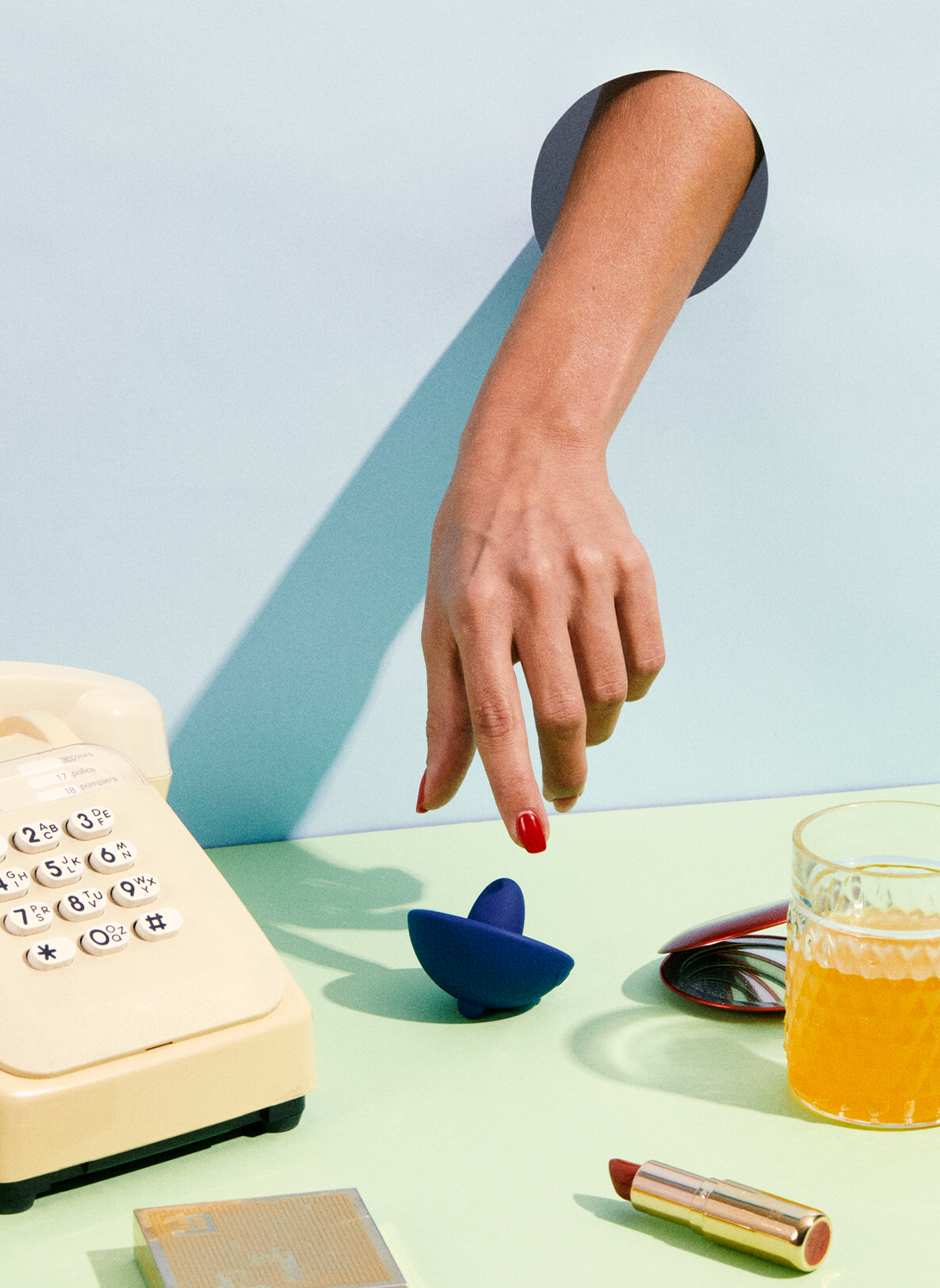 Toupie, stimulateur clitoridien PUISSANTE Bleu