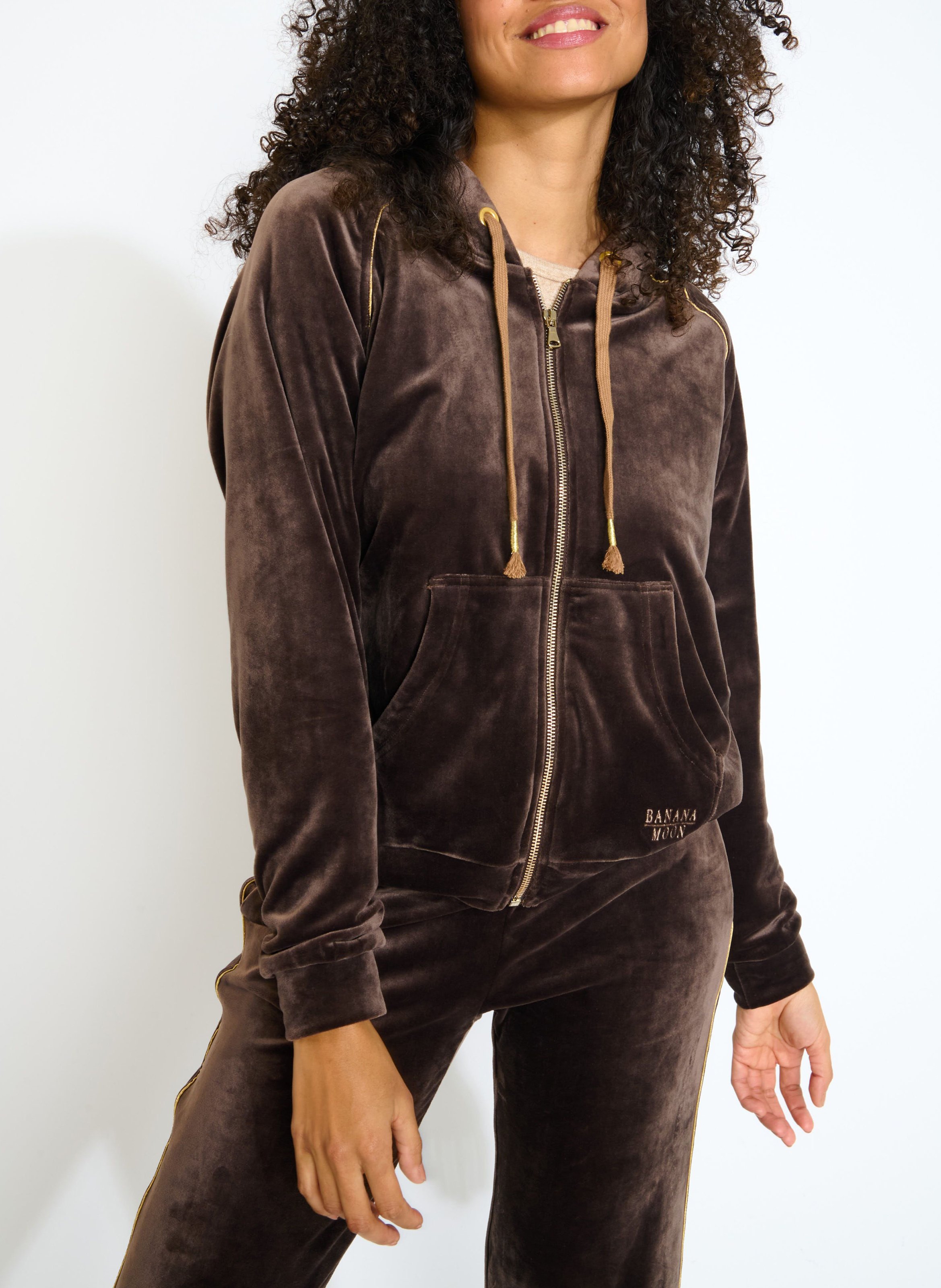 Samtjacke mit Rundhalsausschnitt BANANA MOON Braun