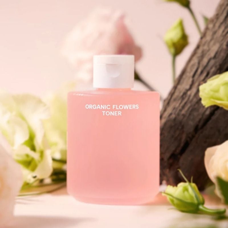 NOURISHING ESSENCE WITH FERMENTED ORGANIC FLOWERS WHAMISA No color