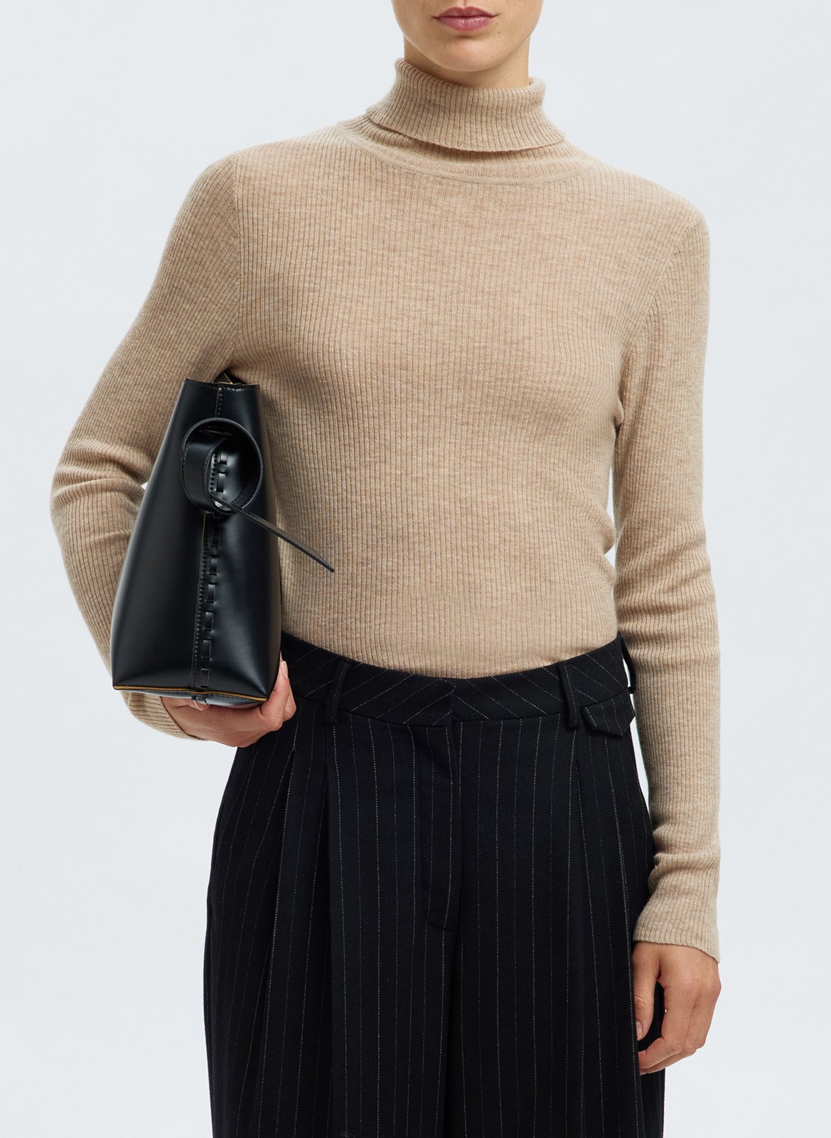 Coltrui van wolmix SELECTED Beige