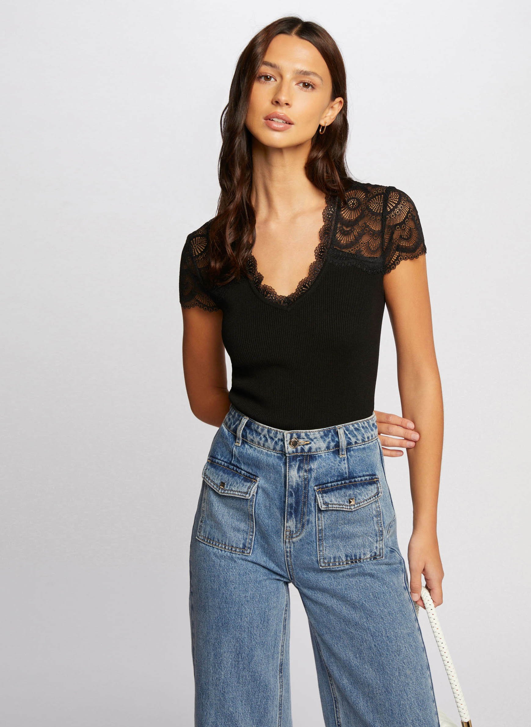 V-neck lace T-shirt MORGAN Black