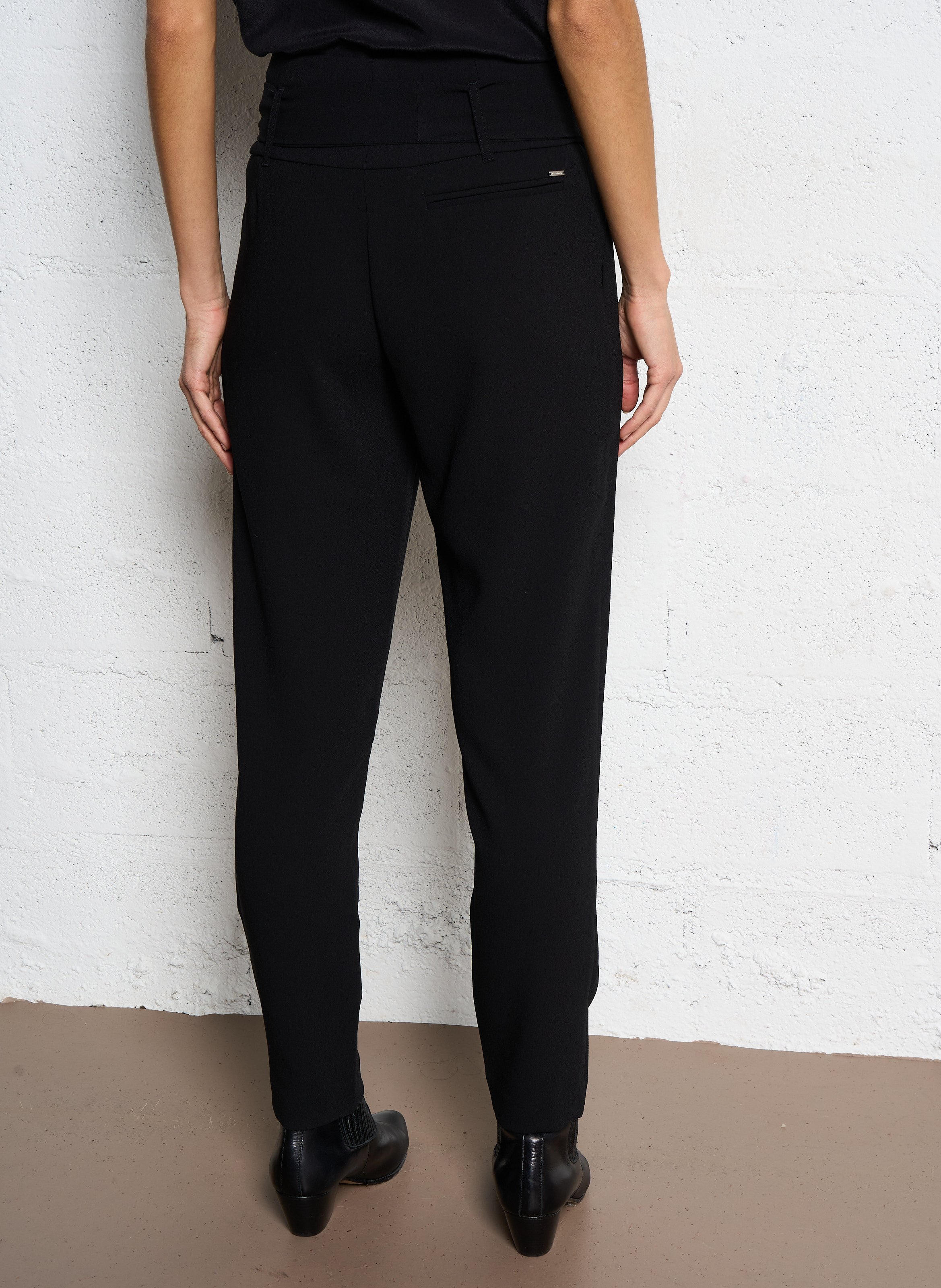 High-waisted crepe carrot pants IKKS Black