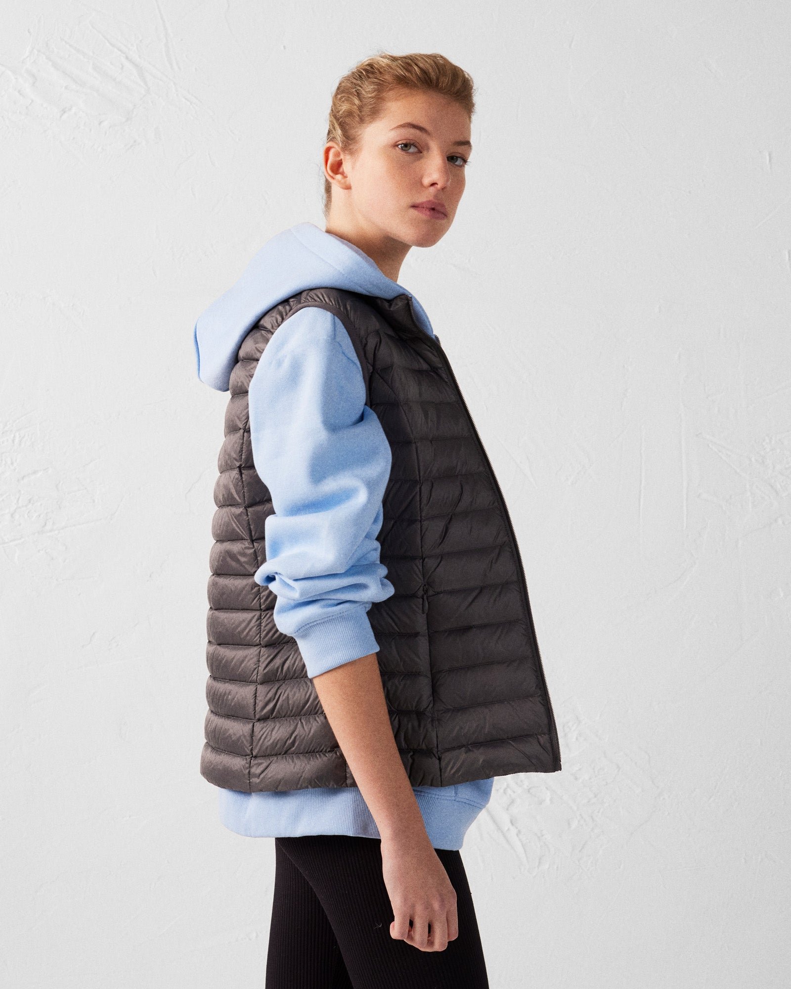 Sleeveless lightweight down vest seda JOTT Grey