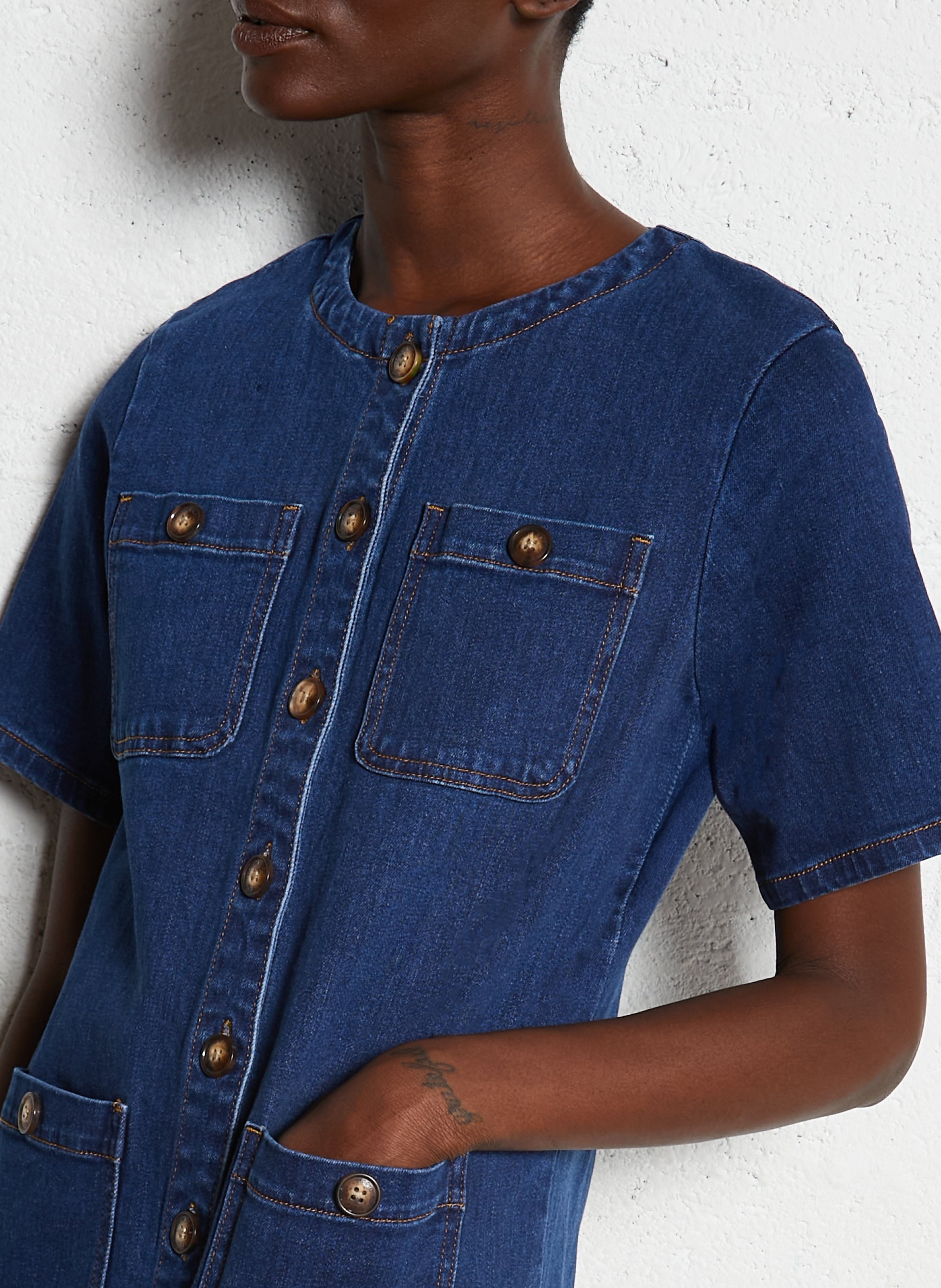 Korte aansluitende jurk van stretchdenim LA PETITE ETOILE Jeans onbewerkt