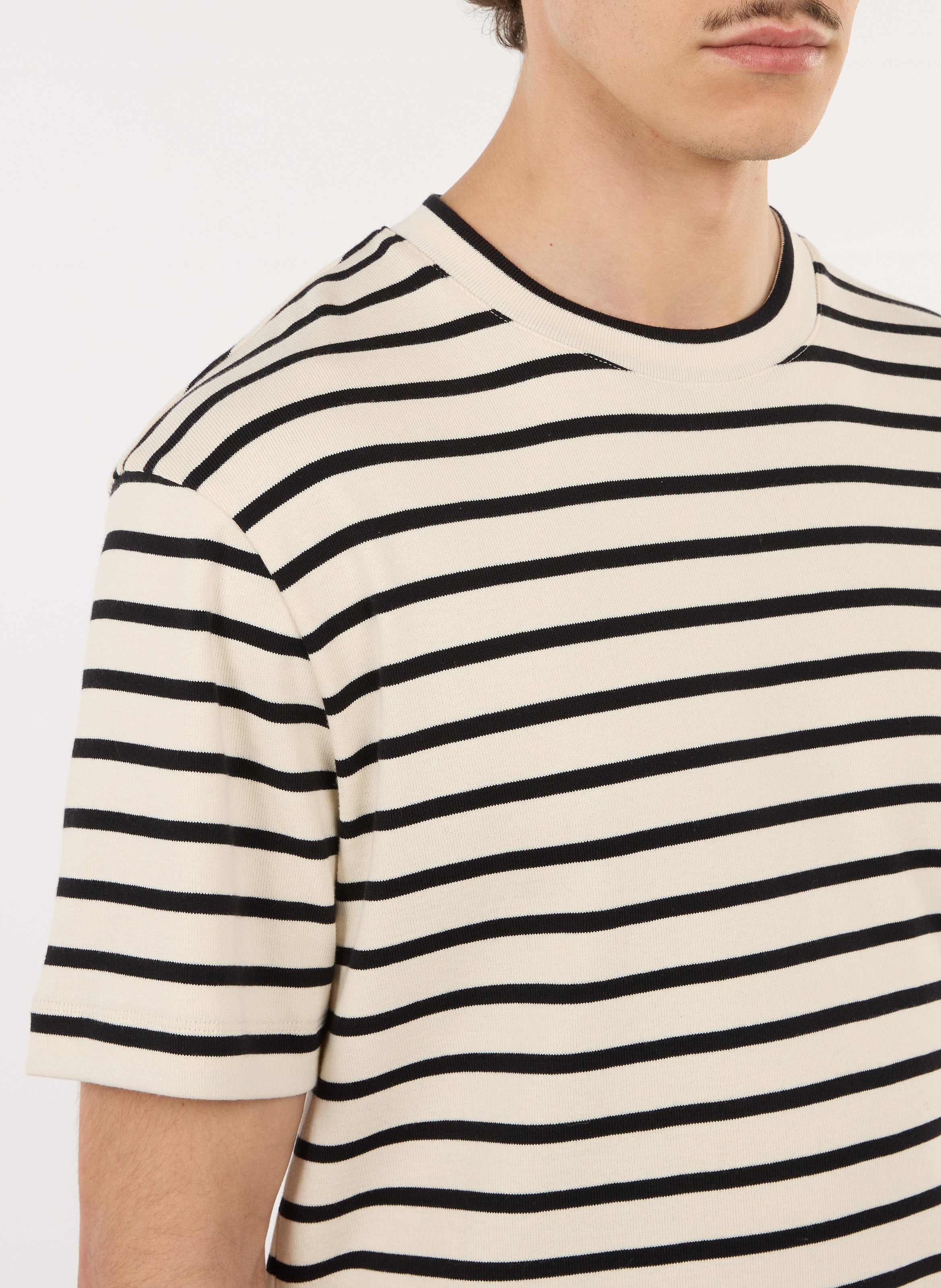 Recht, katoenen T-shirt met ronde hals en strepen SAISON 1865 Beige