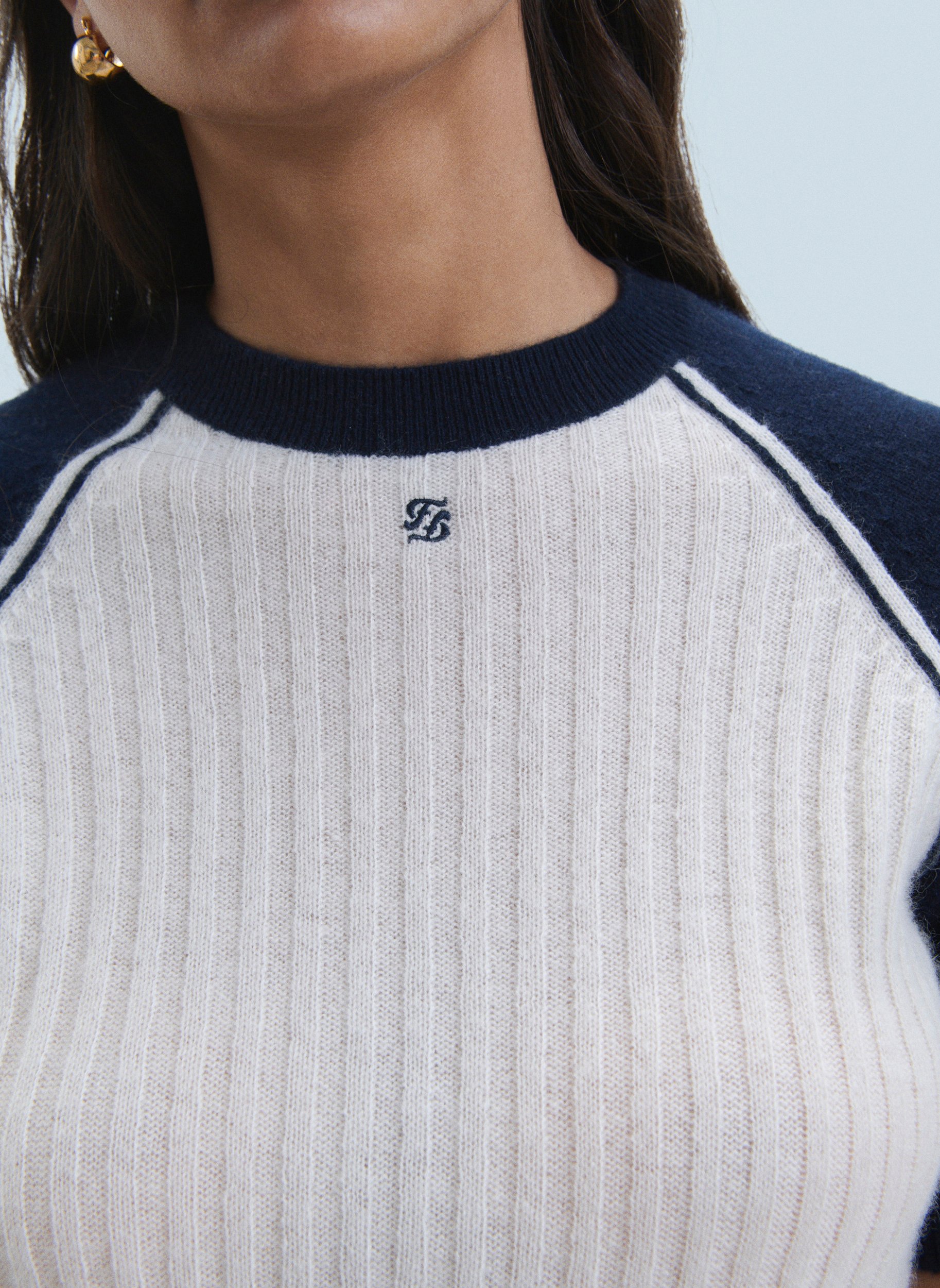 Short-sleeved cashmere cropped sweater FROM FUTURE Beige