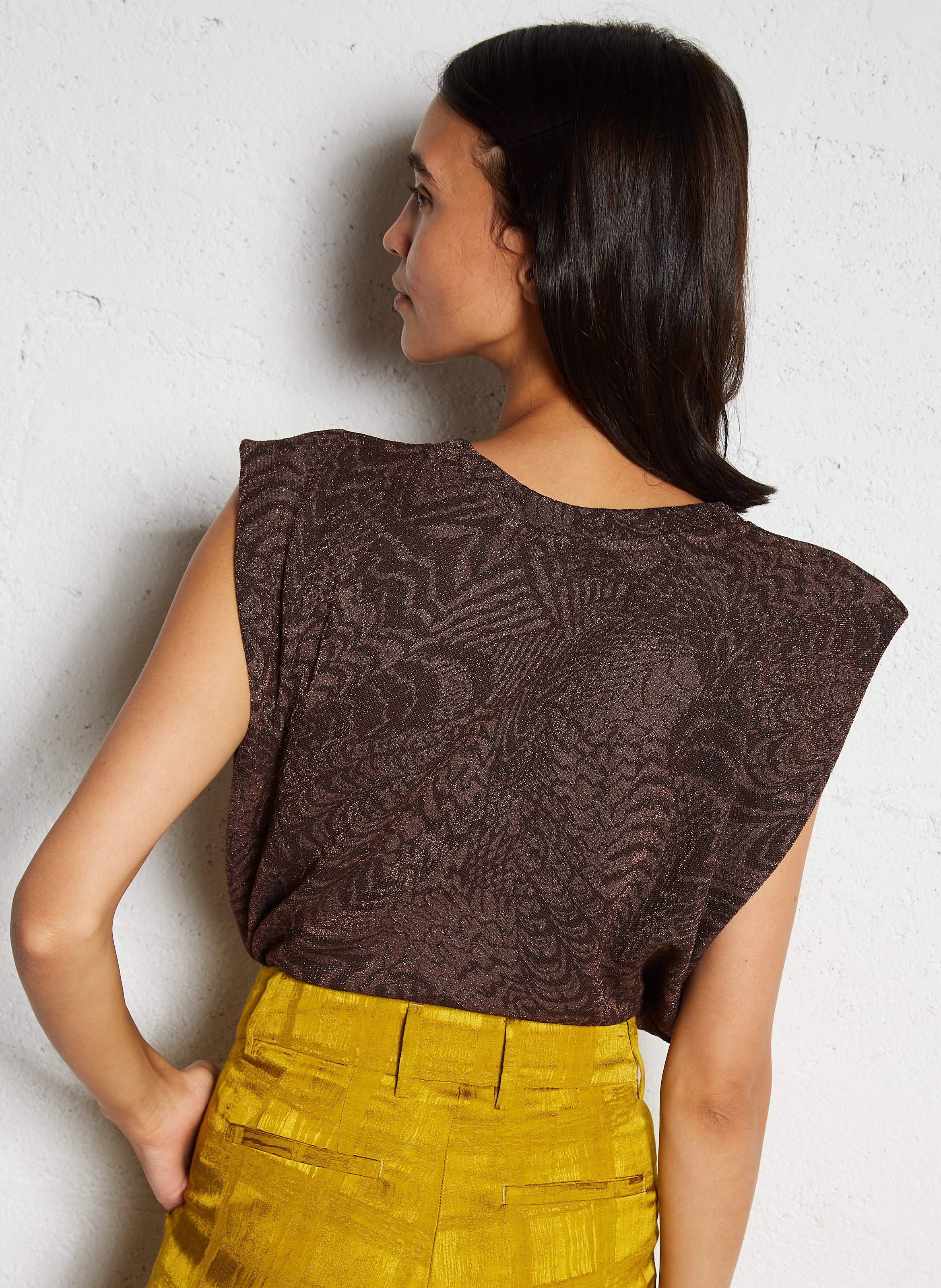 Round neck jacquard effect t-shirt MOMONI Brown