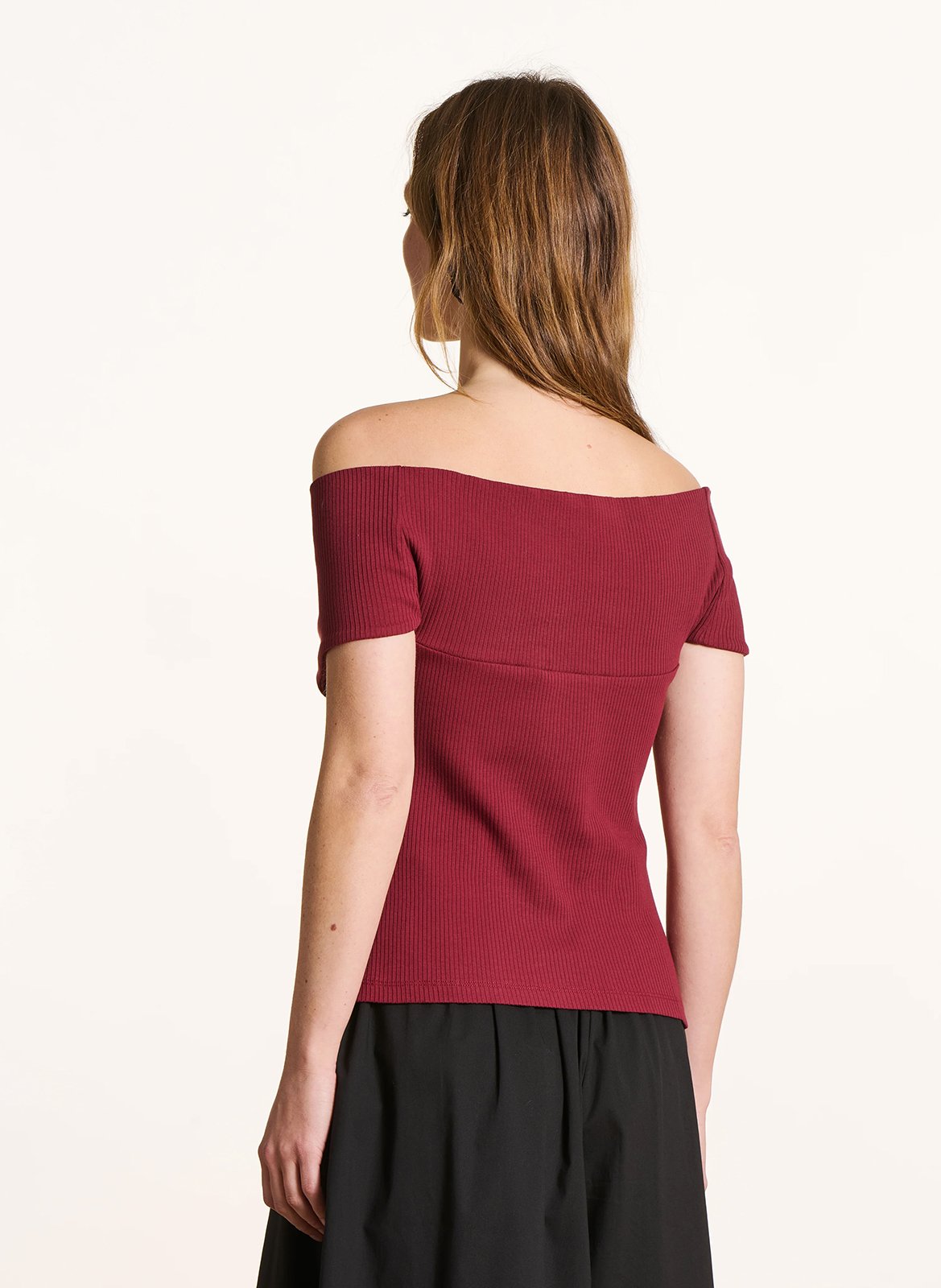 Aansluitend T-shirt van biologisch katoenmix LA FEE MARABOUTEE Bruin