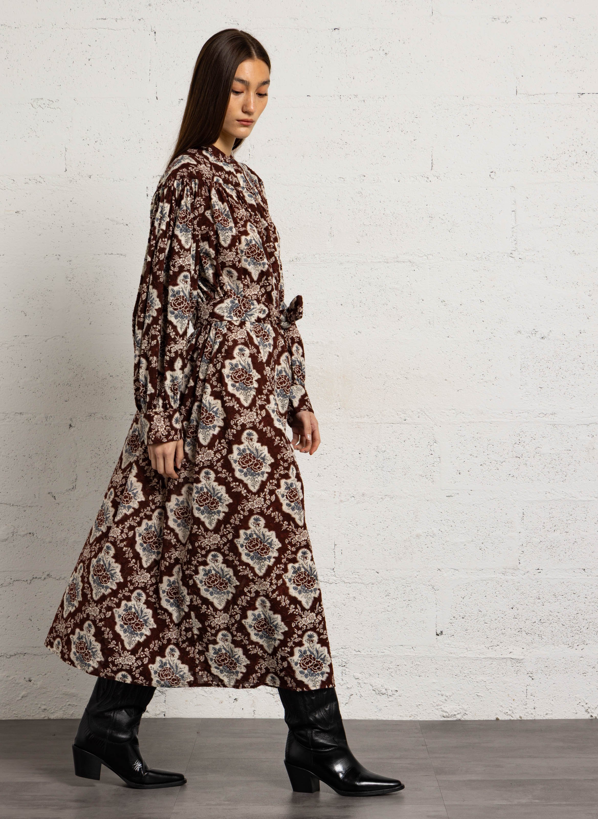 Langes, weit geschnittenes Baumwollkleid ANTIK BATIK Mehrfarbig