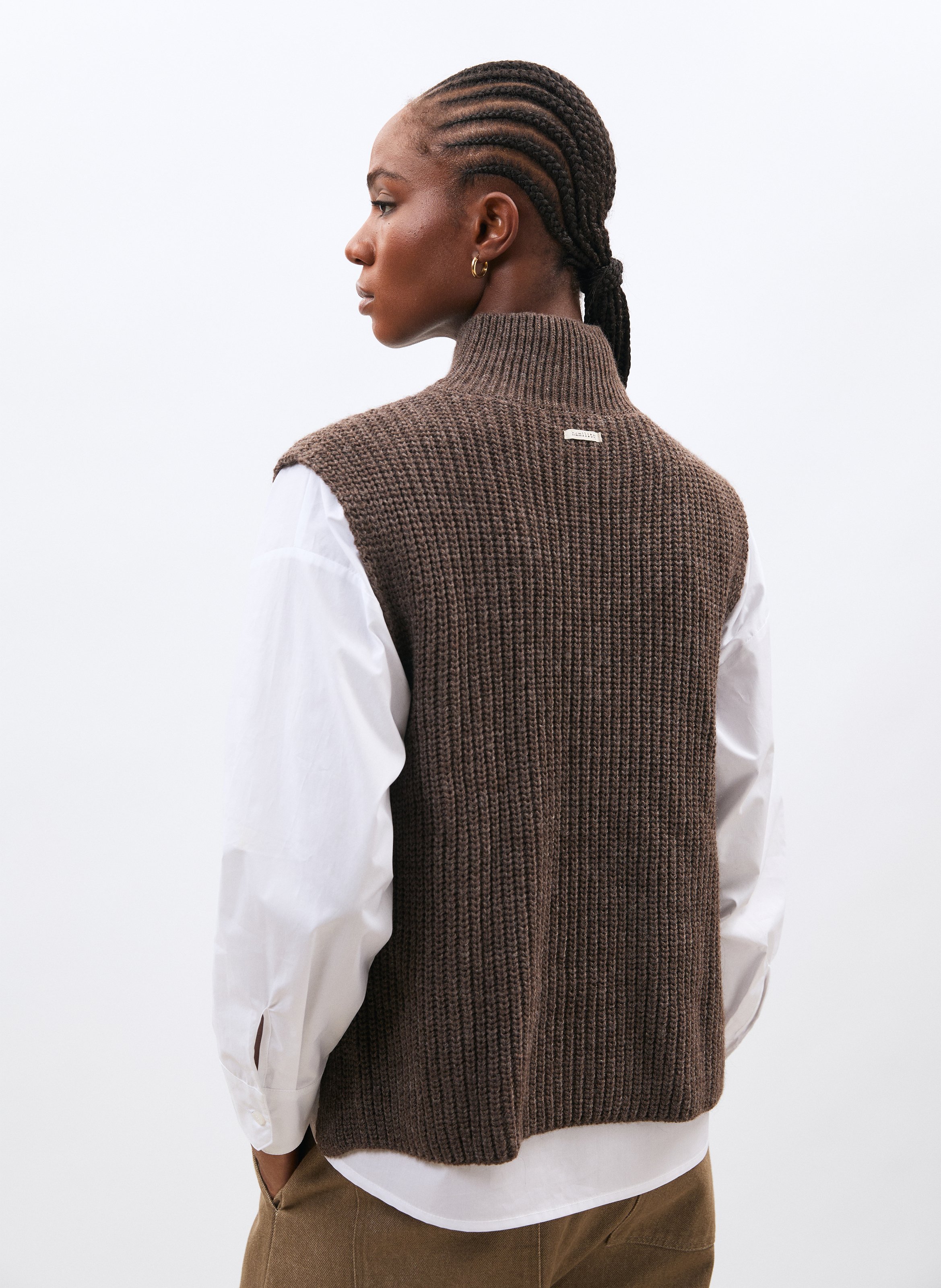 Round-neck sweater HUMILITY Brown