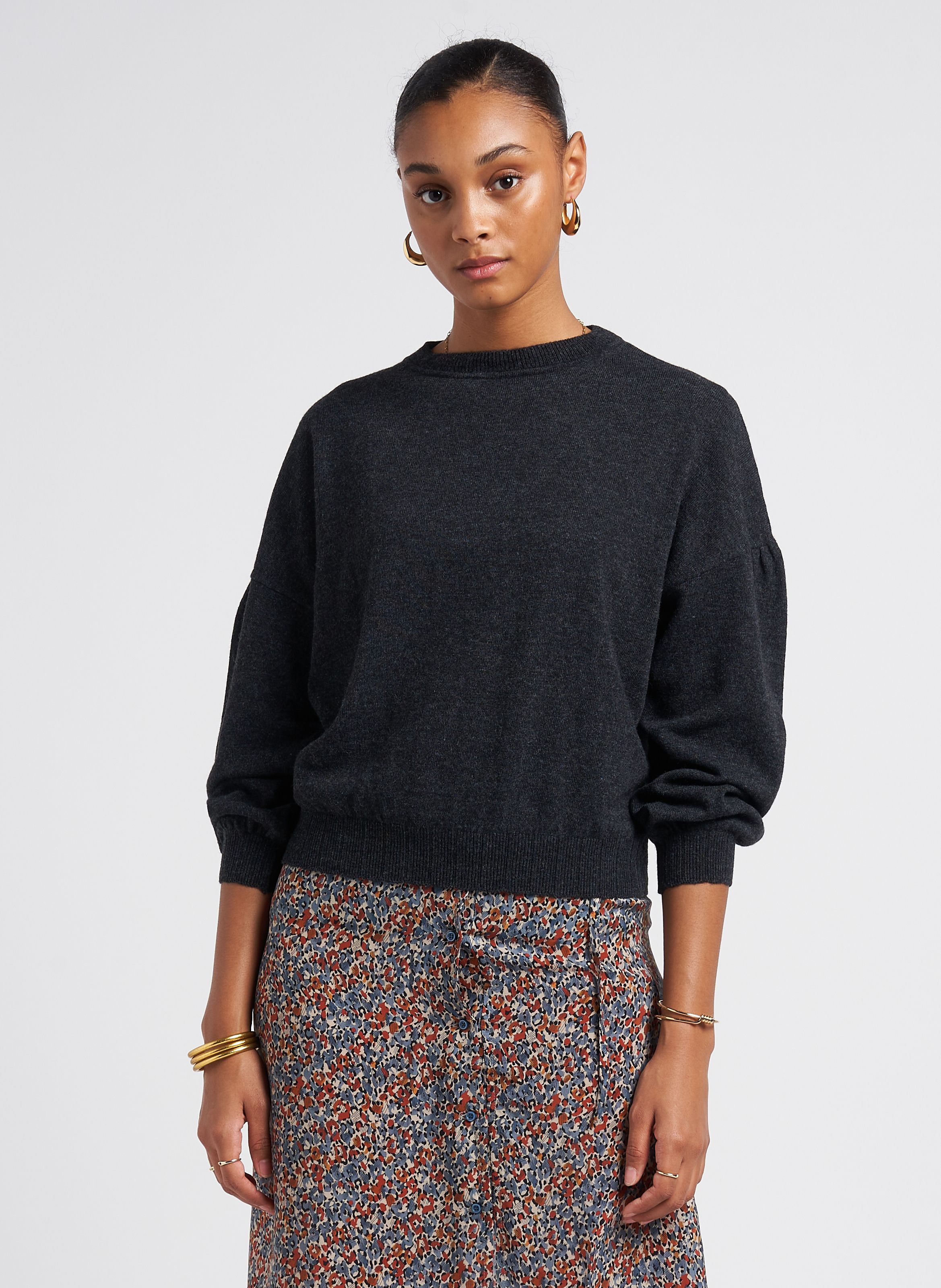 Sweater on sale loose fit