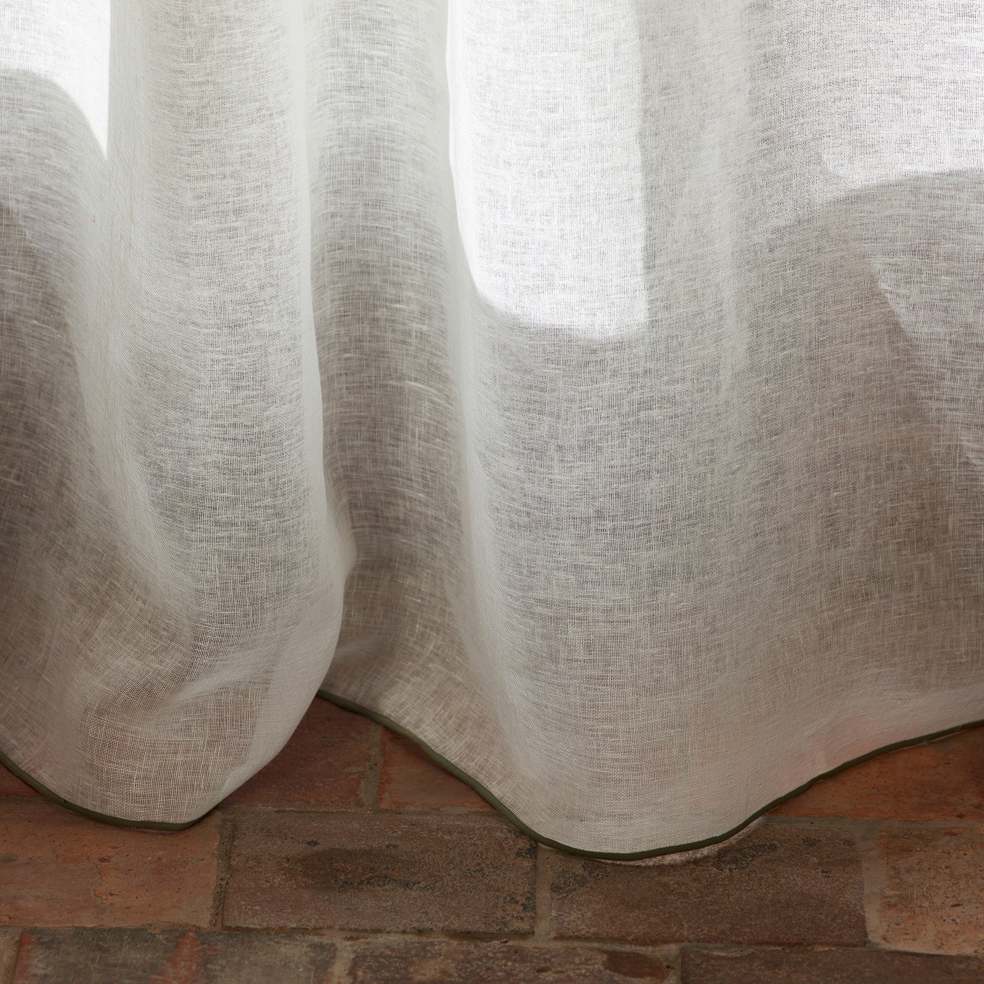 Voile curtain panel MADURA White