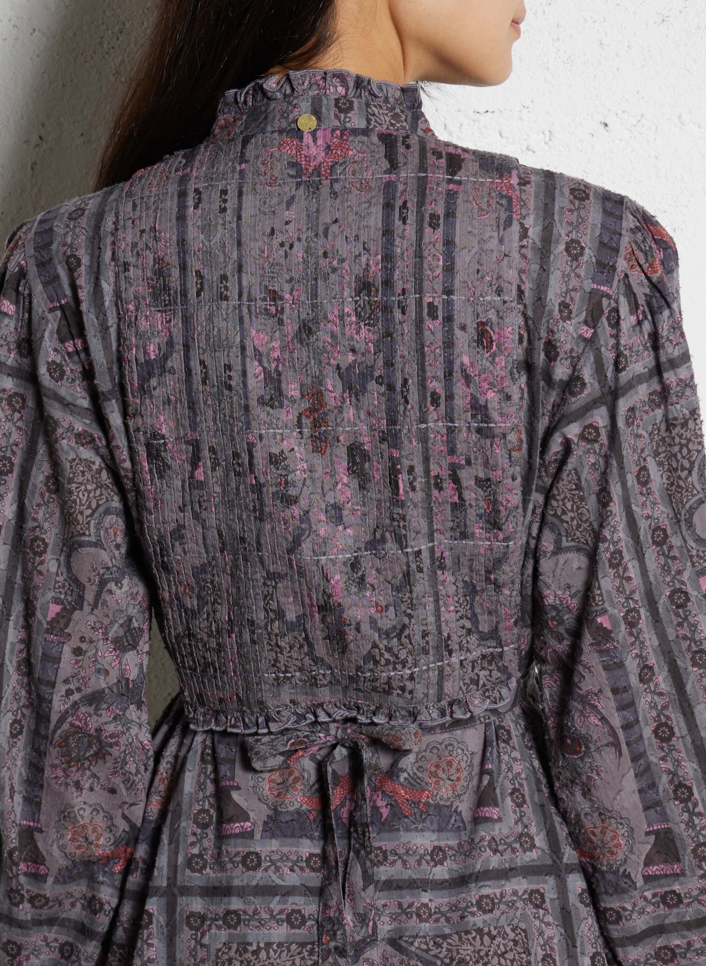 Langes Baumwollkleid mit Rundhalsausschnitt mit Print ANTIK BATIK Grau