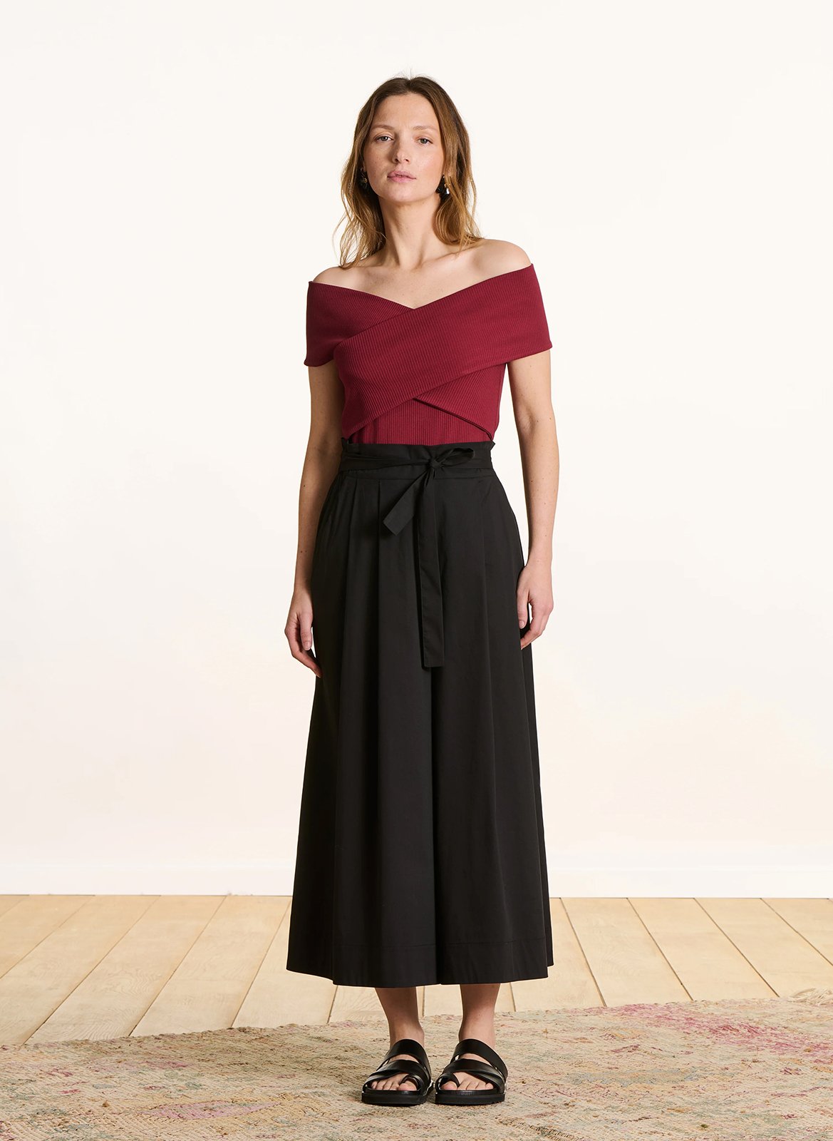 Aansluitend T-shirt van biologisch katoenmix LA FEE MARABOUTEE Bruin