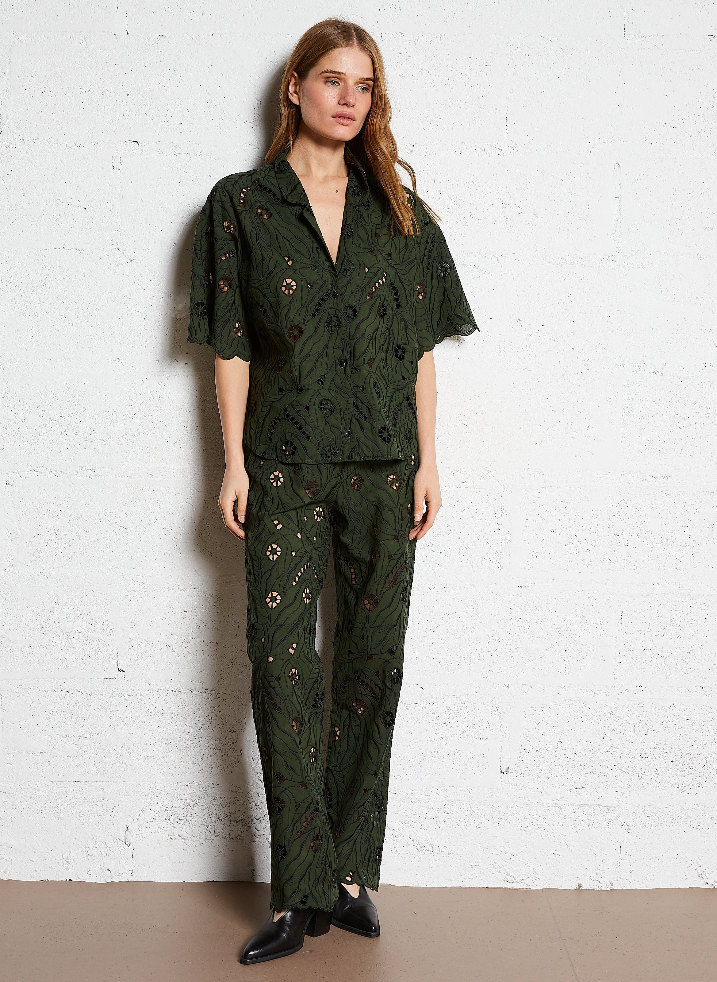 Gerade geschnittene bestickte Hose ROSEANNA Grun