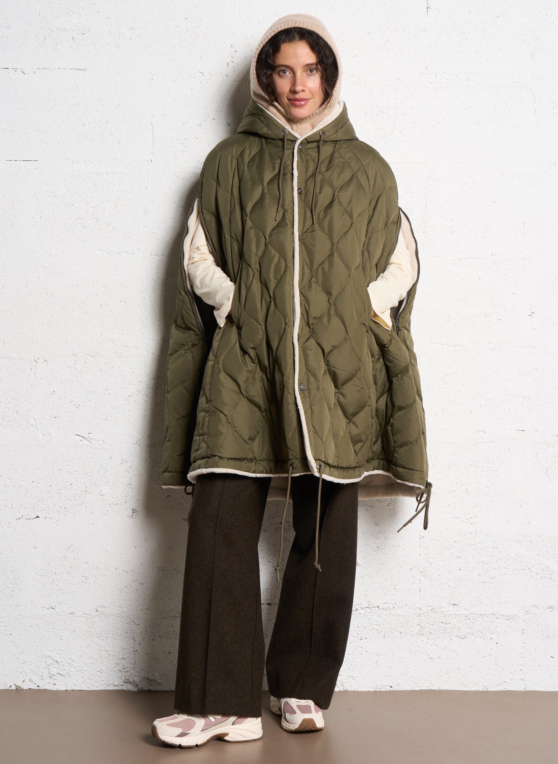 Oversized donsjack TAION Beige