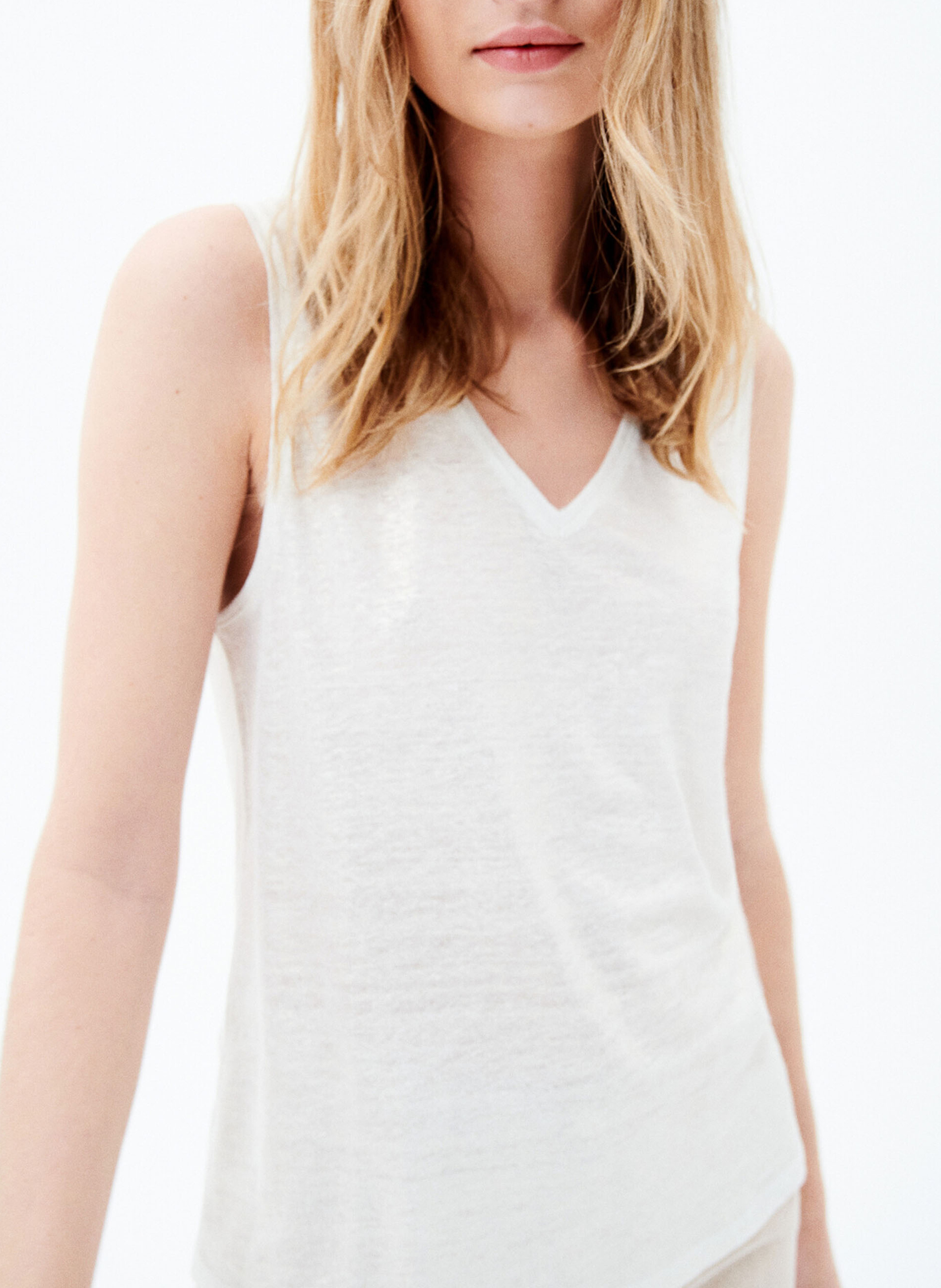 Tee-shirt col v en lin CAROLL Beige
