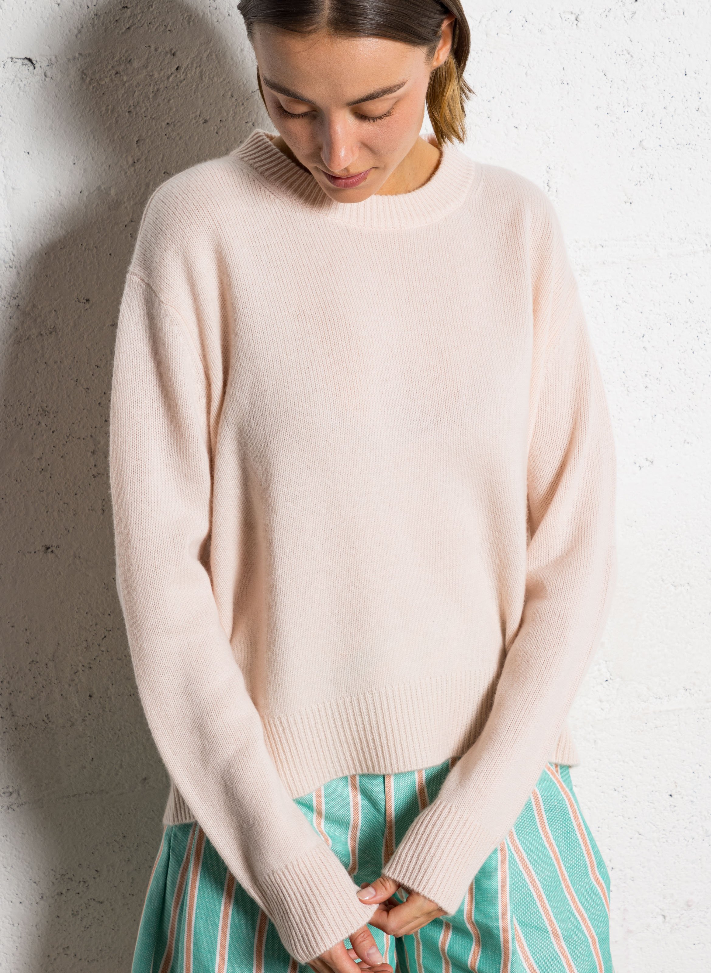 Oversized round neck cashmere sweater KUJTEN