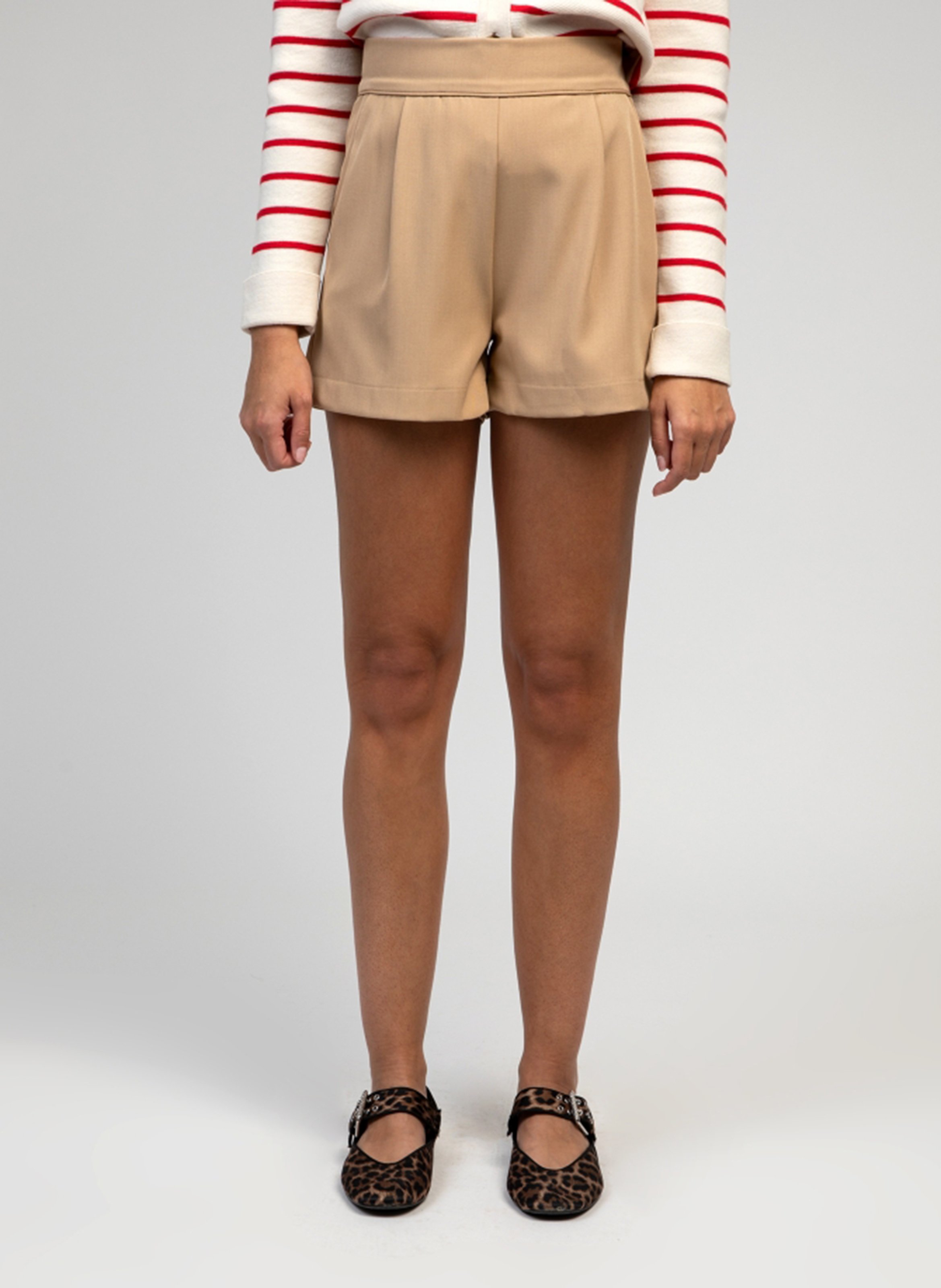 Pleated shorts AN'GE