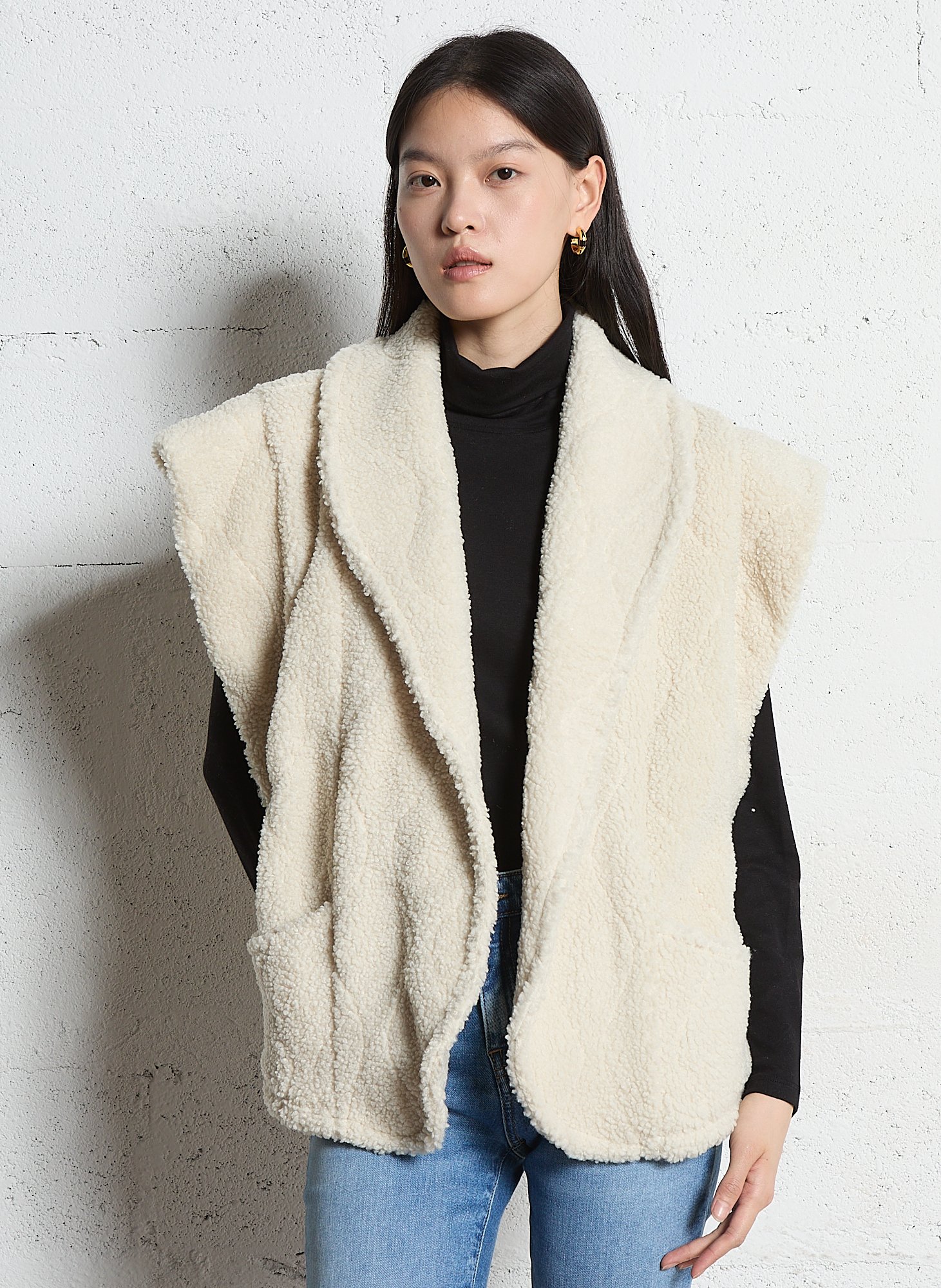 Oversize Mantel mit Schalkragen aus Sherpa AOKYANOS Beige