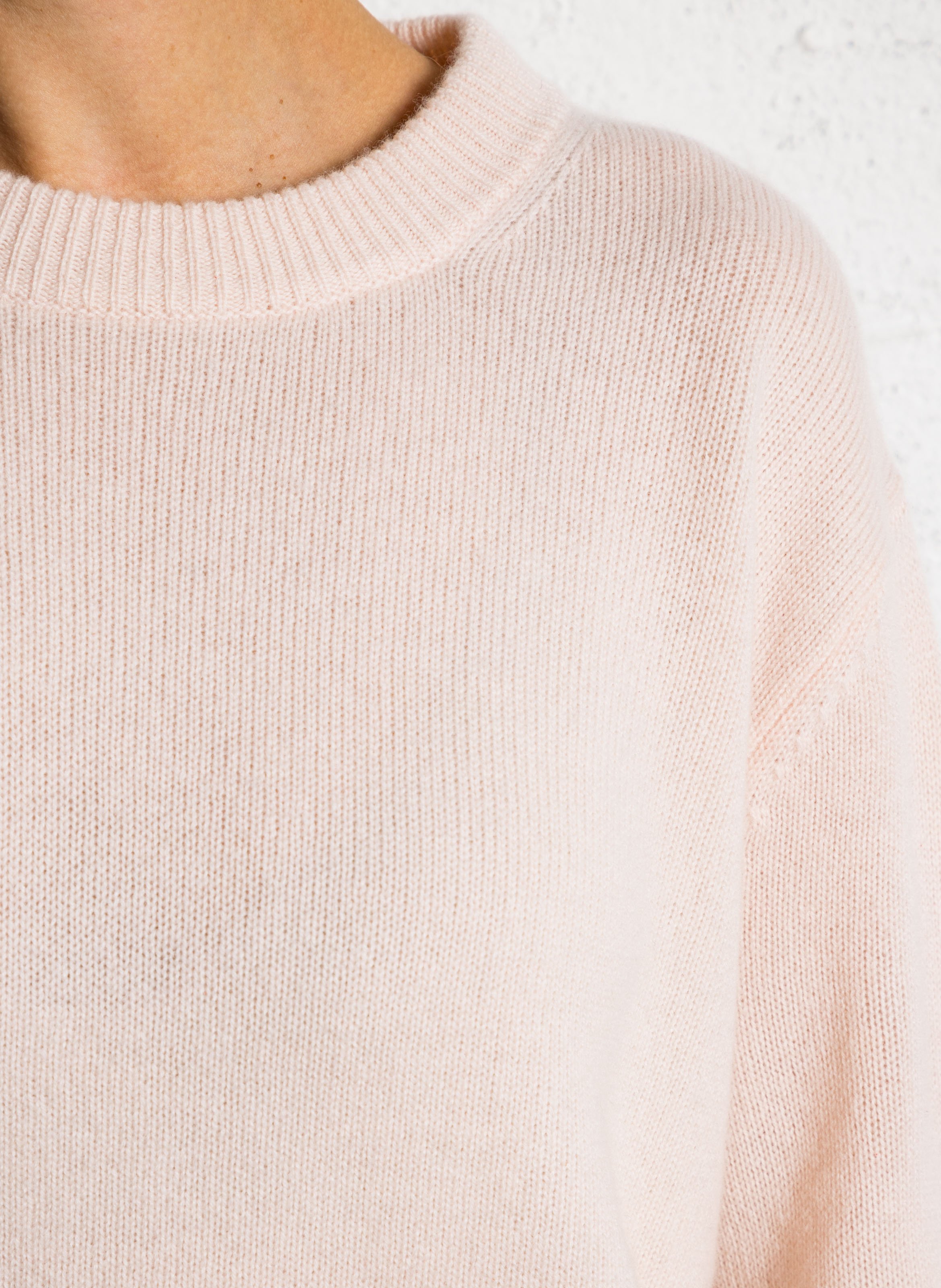 Pull oversize col rond en cachemire KUJTEN Rose