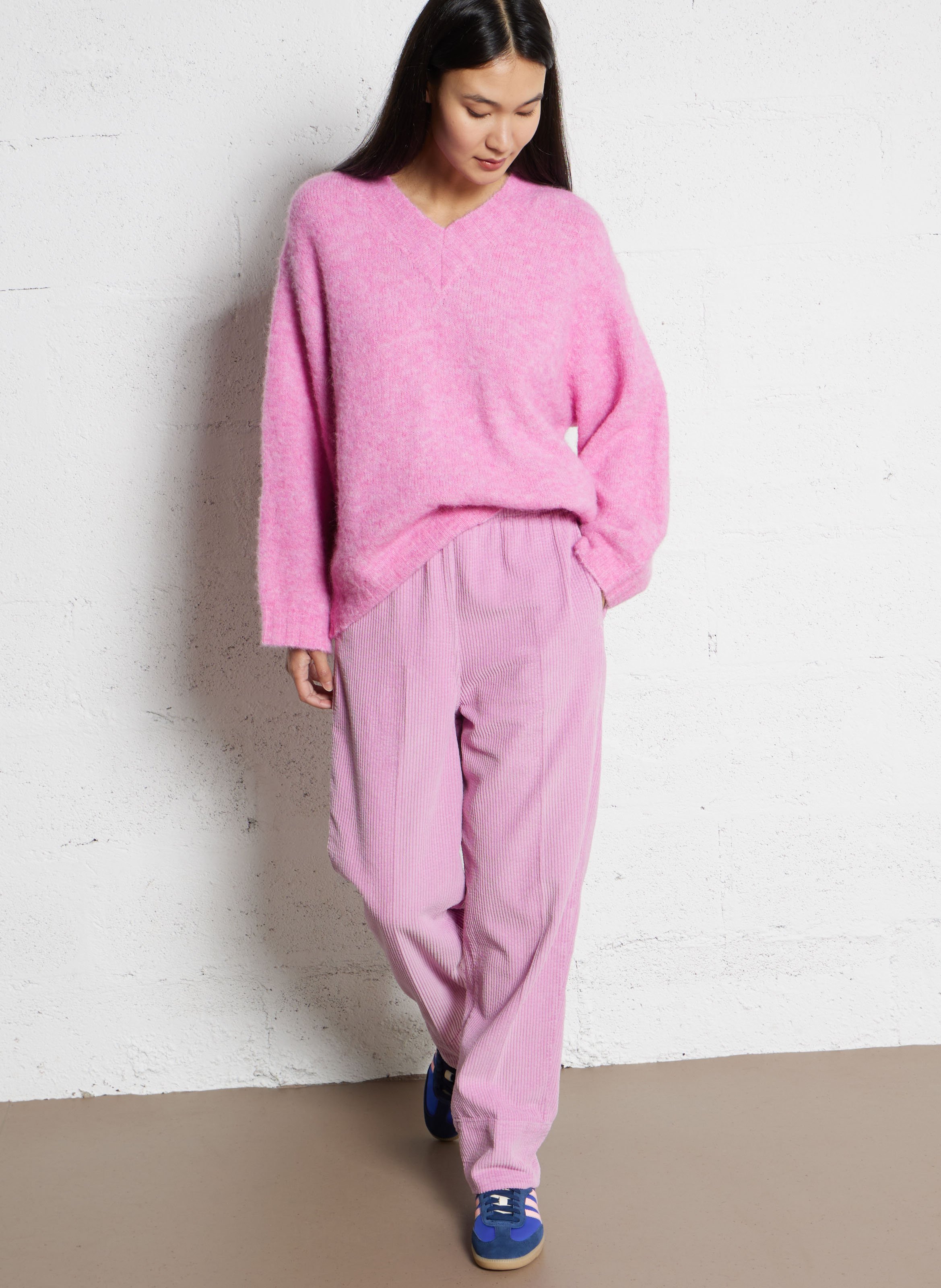 Pull droit col V  AMERICAN VINTAGE Rose