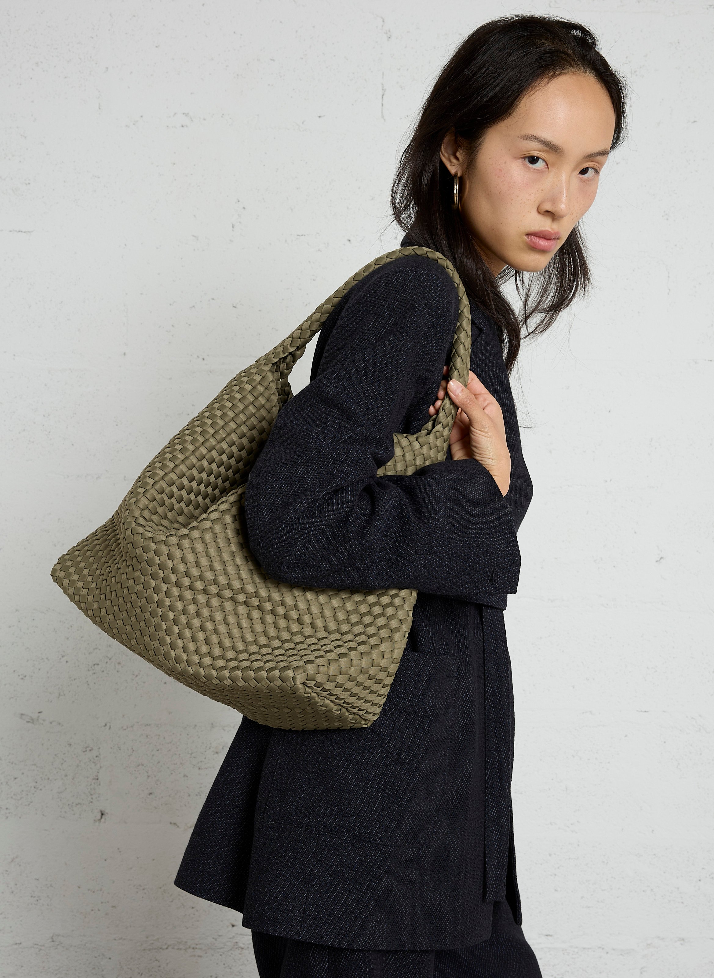 Geflochtene Handtasche MARREA Grun