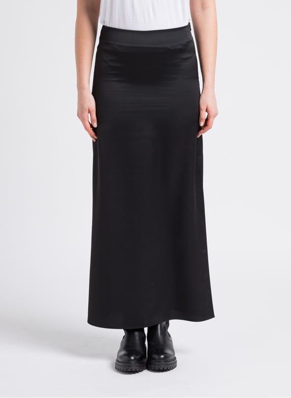 Gonne Lunghe Nere: Eleganti O Sportive - Foto 9