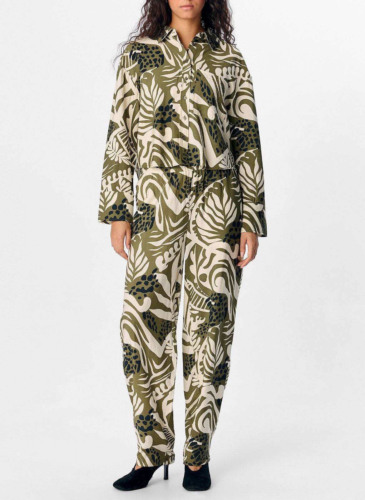 Camisa con cuello clásico Verde