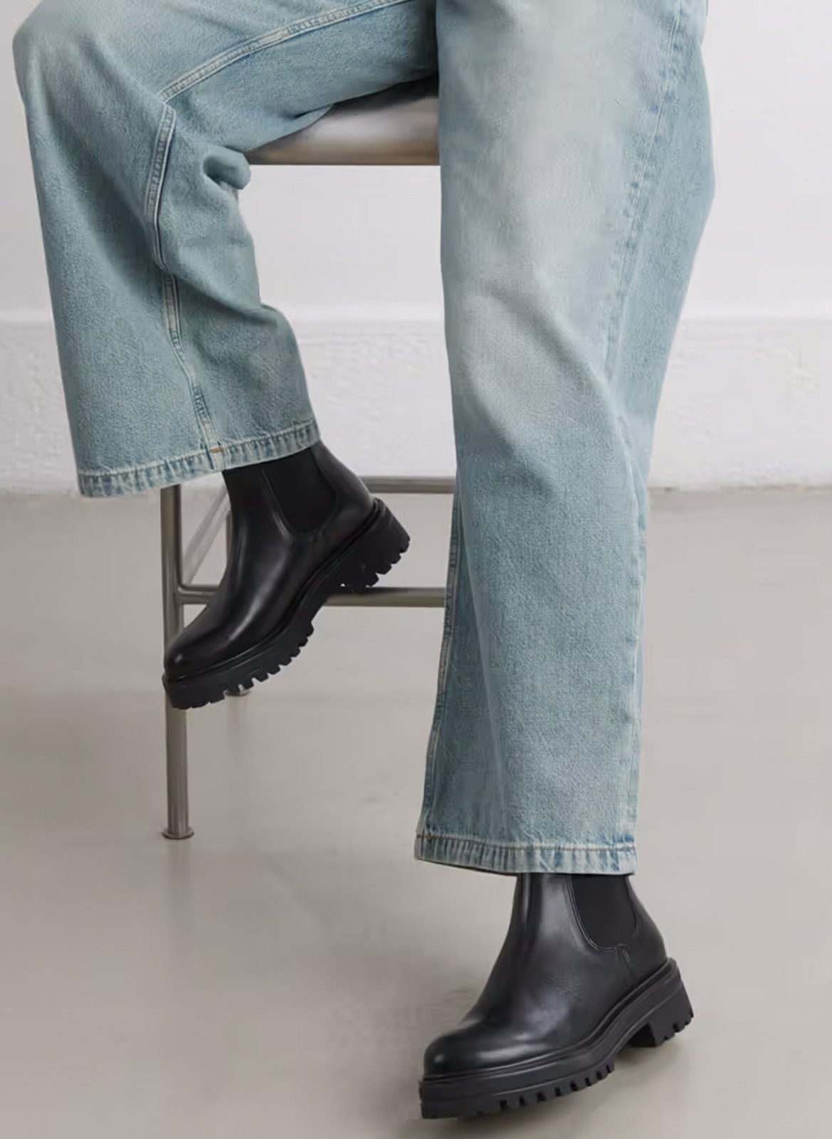 Boots Chelsea en cuir  JONAK Noir