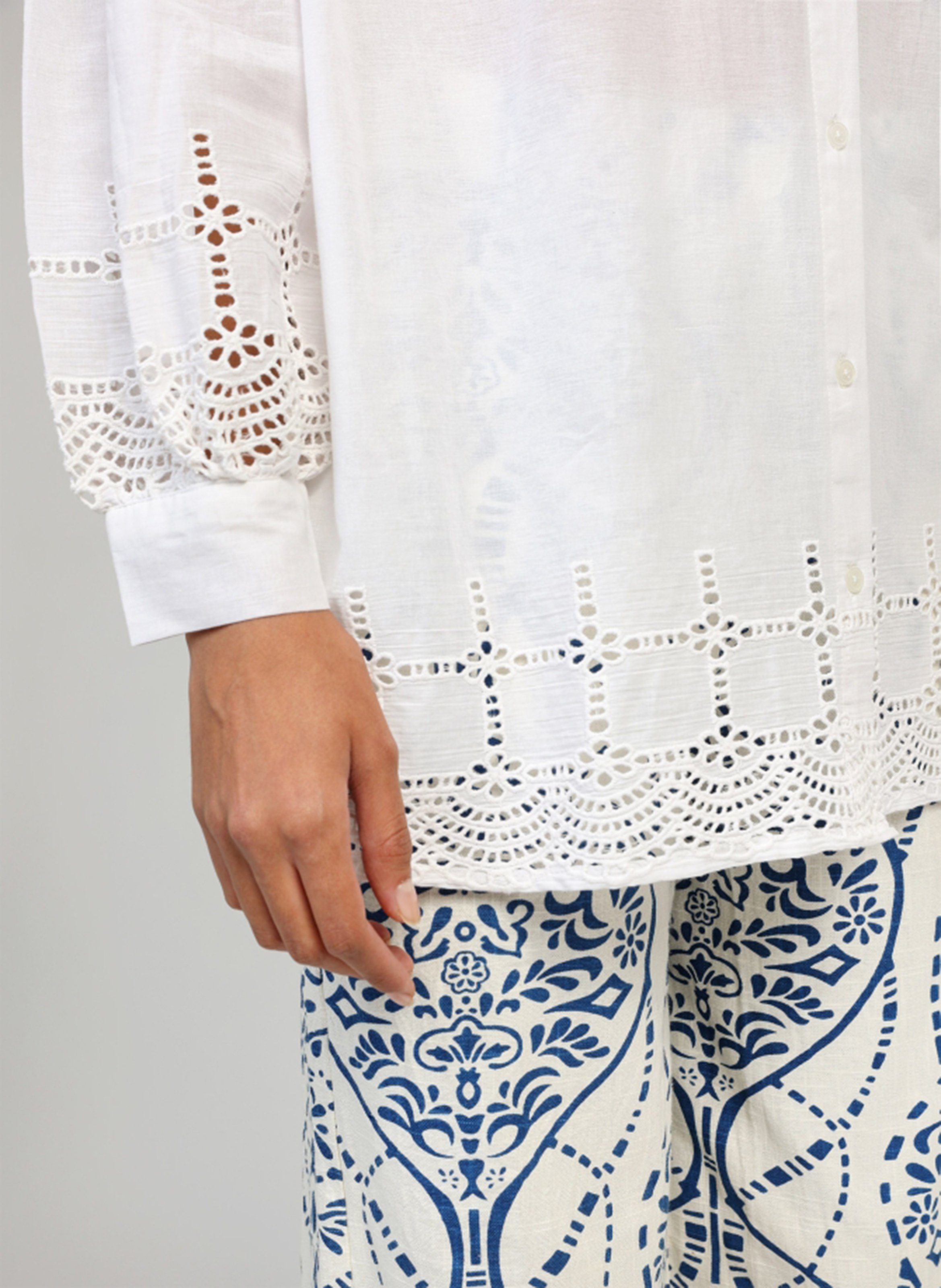 Colonel plain shirt AN'GE White