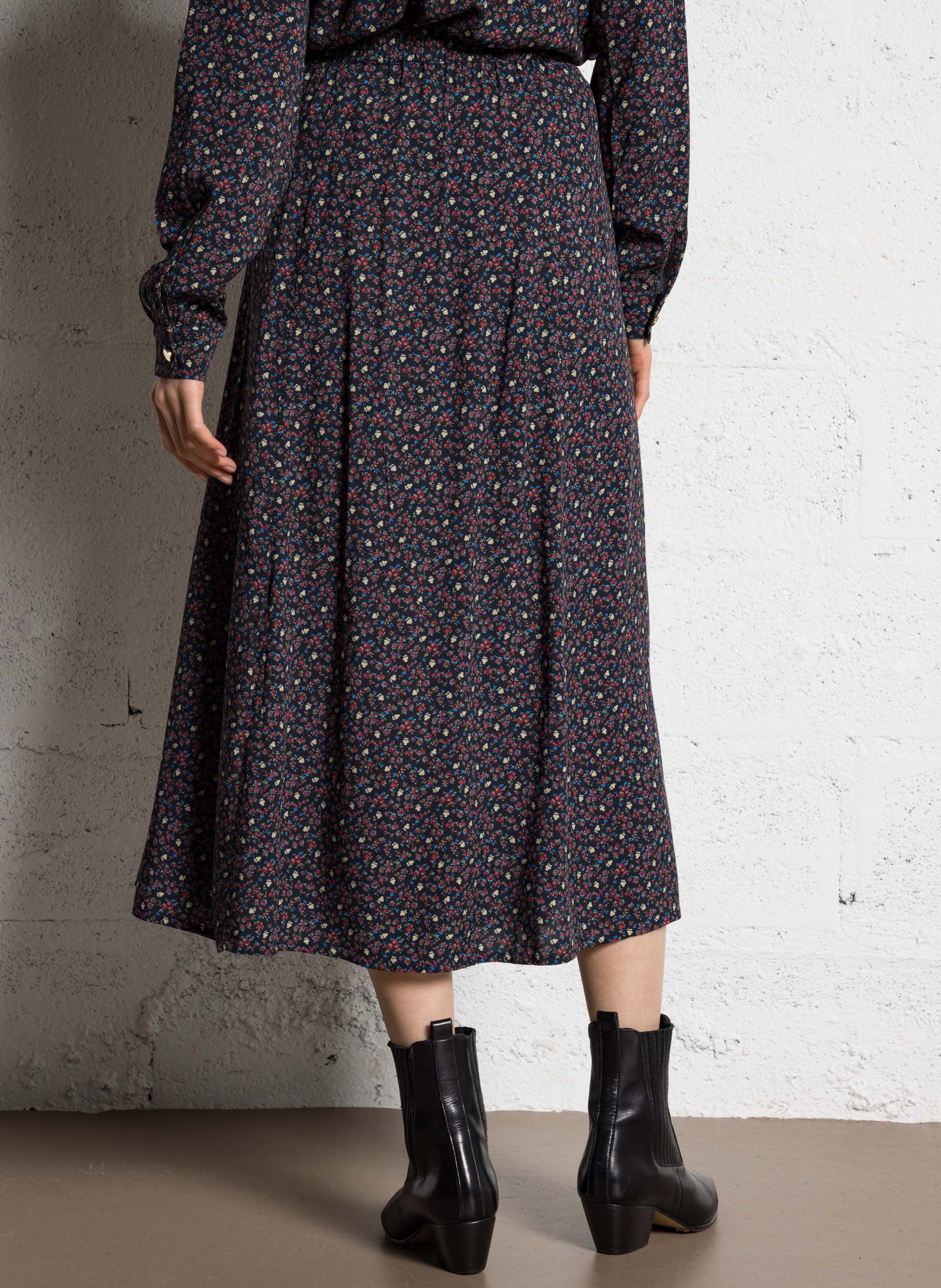 Jupe midi à imprimé fleuri I CODE Noir